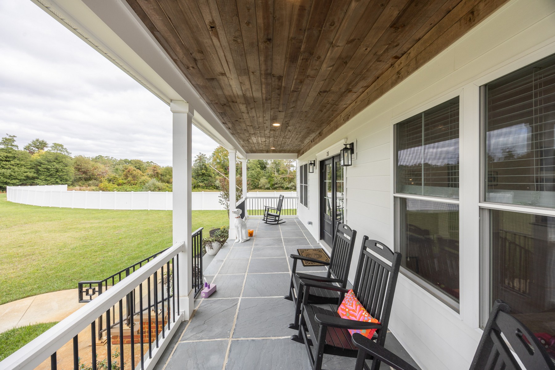  28 Queen Anne Court - 物件實景