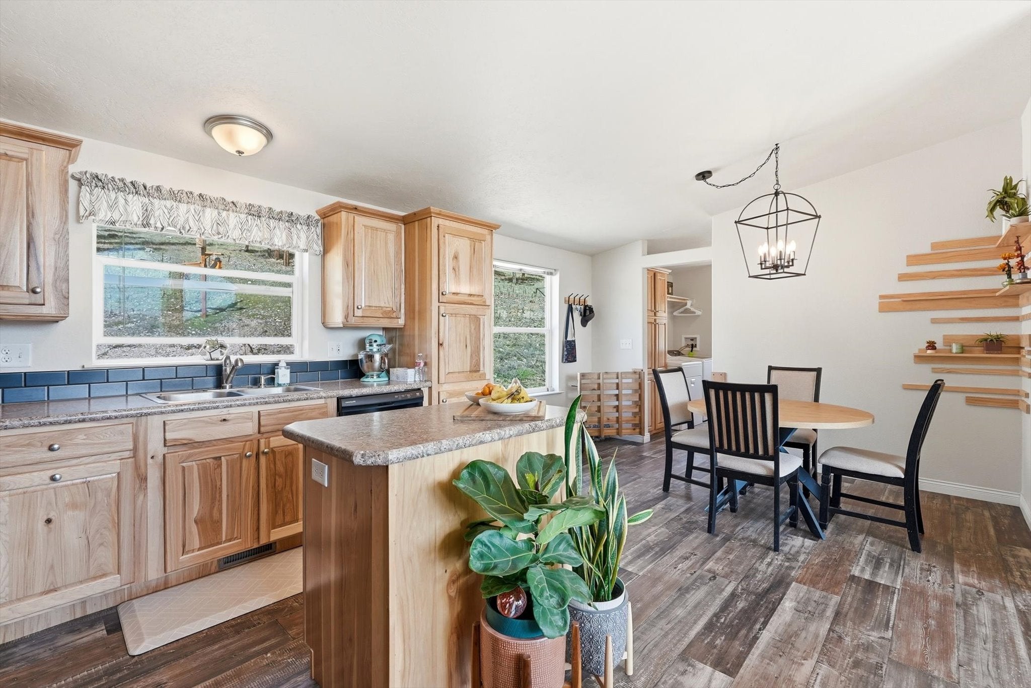 Superior, Montana, 59872, United States, 3 Bedrooms Bedrooms, ,2 BathroomsBathrooms,Residential,For Sale,2035399