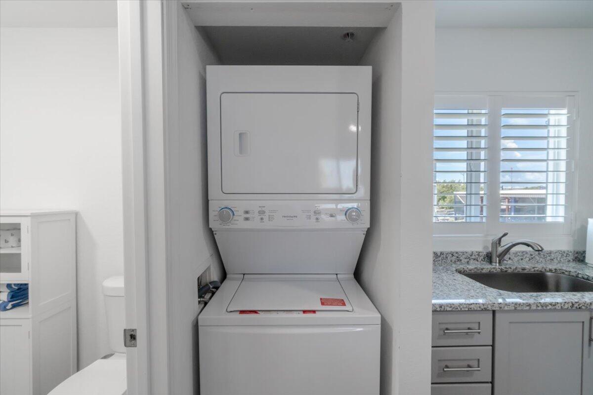 MARATHON, Florida, 33050, United States, 1 Bedroom Bedrooms, ,2 BathroomsBathrooms,Residential,For Sale,1906837
