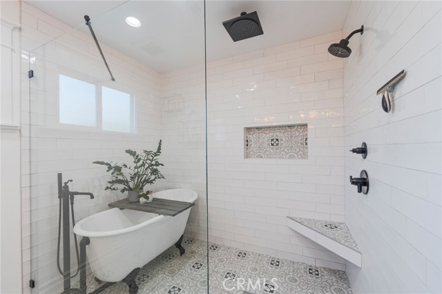 Orange, California, 92868, United States, 4 Bedrooms Bedrooms, ,3 BathroomsBathrooms,Residential,For Sale,2039946