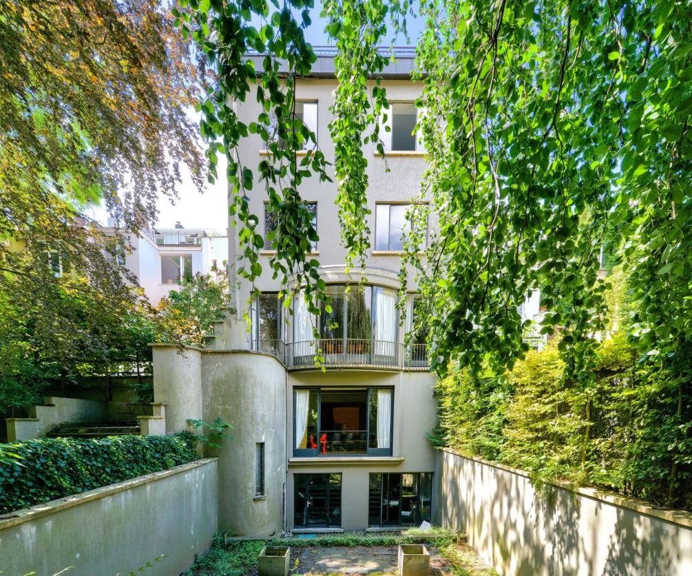 Ixelles, 1050, BE, 5 Bedrooms Bedrooms, ,4 BathroomsBathrooms,Residential,For Sale,2002272