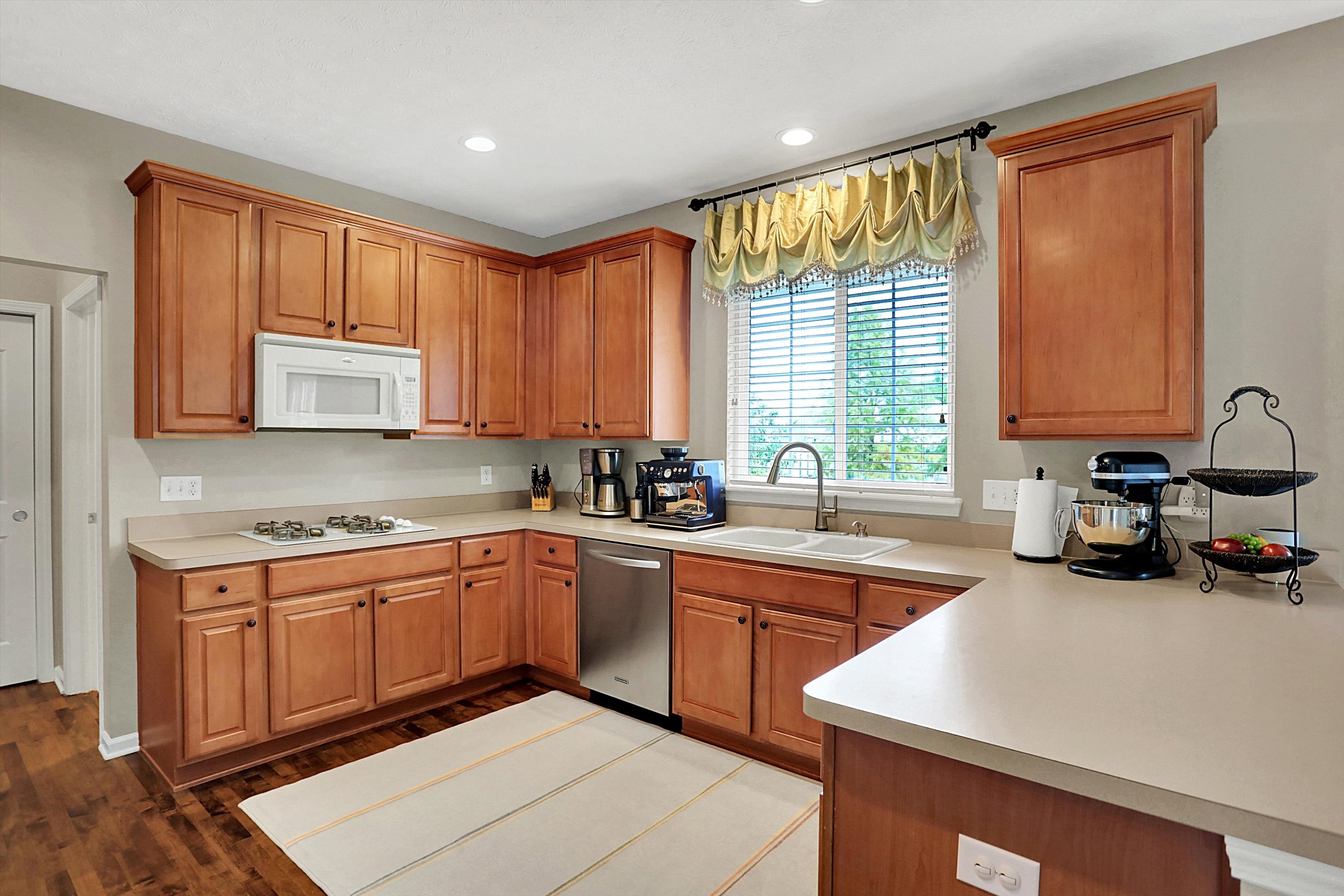 Carmel, Indiana, 46074, United States, 5 Bedrooms Bedrooms, ,4 BathroomsBathrooms,Residential,For Sale,1965164