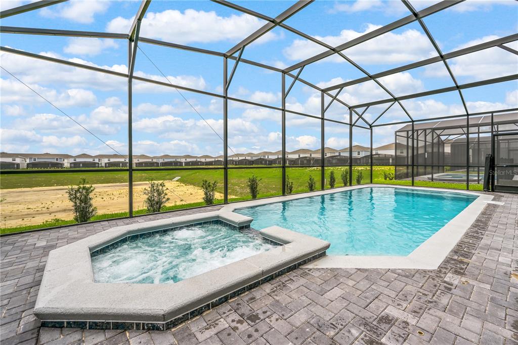 Davenport, Florida, 33897, United States, 9 Bedrooms Bedrooms, ,8 BathroomsBathrooms,Residential,For Sale,1964682