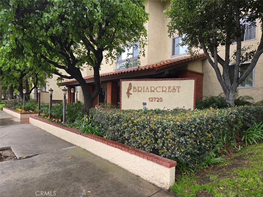 Valley Village, California, 91607, United States, 2 Bedrooms Bedrooms, ,2 BathroomsBathrooms,Residential,For Sale,1752773
