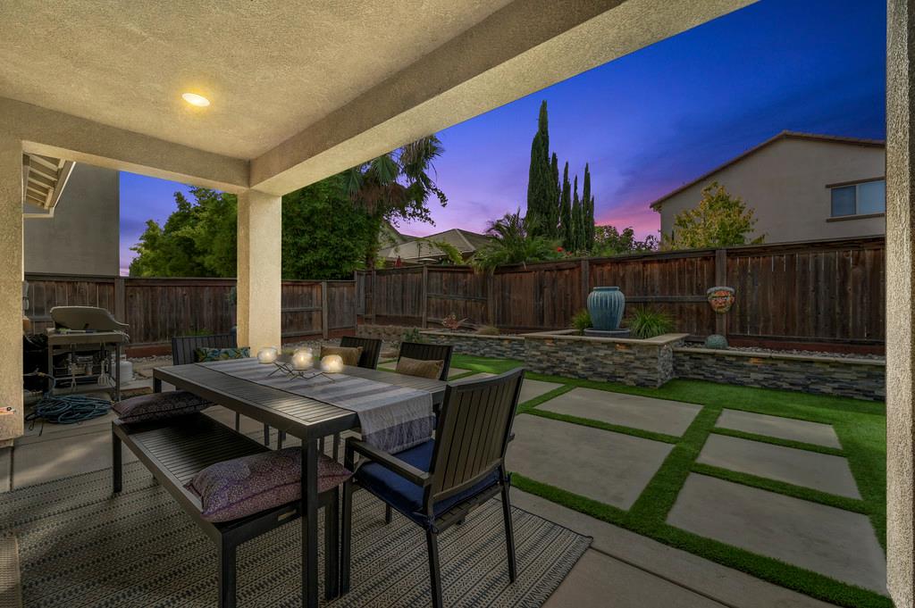 Woodland, California, 95776, United States, 3 Bedrooms Bedrooms, ,2 BathroomsBathrooms,Residential,For Sale,1989380