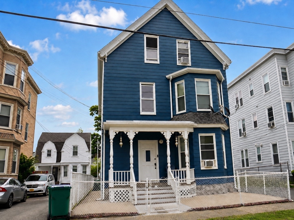 Lynn, Massachusetts, 01904, United States, 8 Bedrooms Bedrooms, ,4 BathroomsBathrooms,Residential,For Sale,2048098