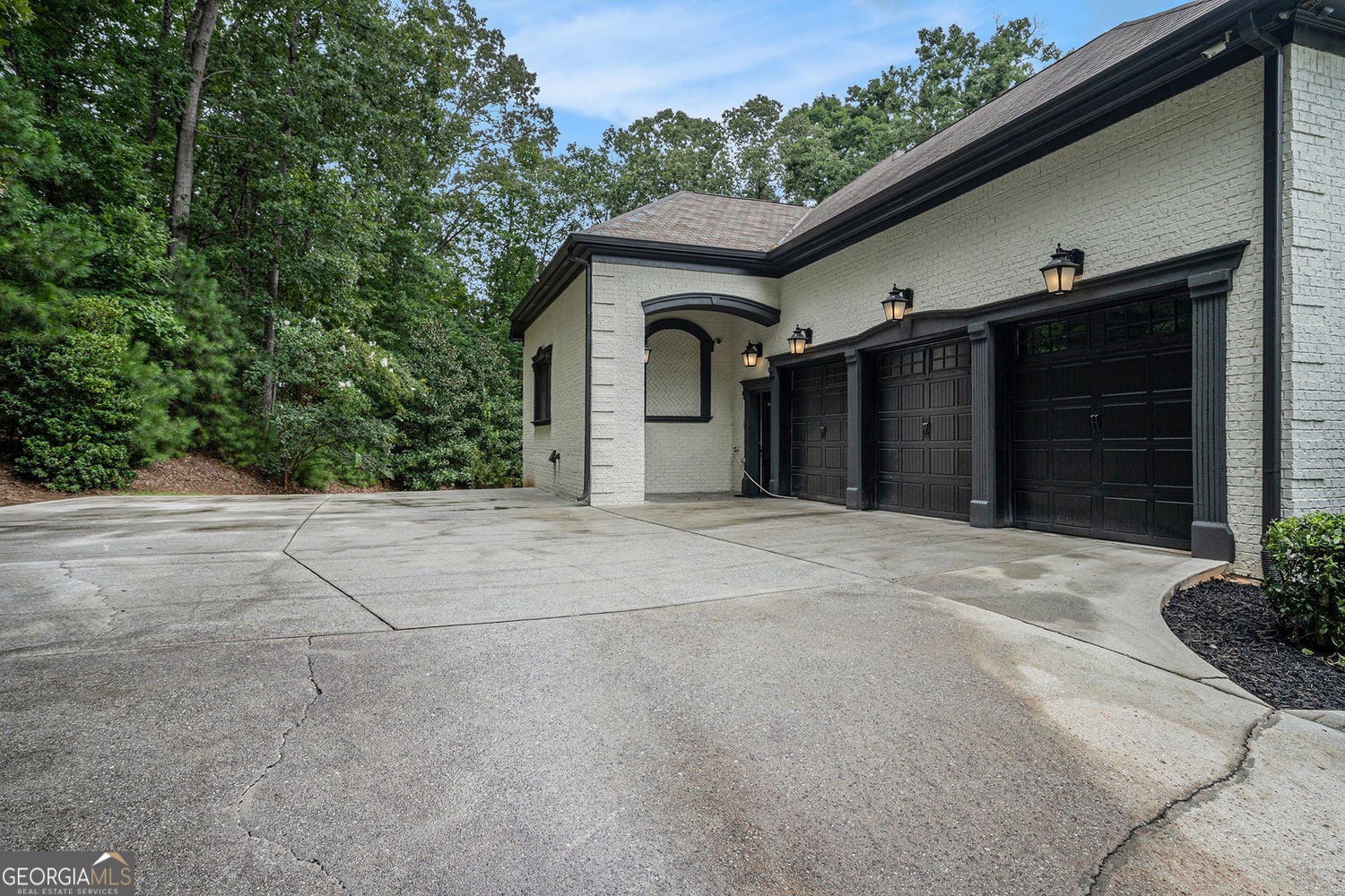 Atlanta, Georgia, 30331, United States, 6 Bedrooms Bedrooms, ,6 BathroomsBathrooms,Residential,For Sale,1929933