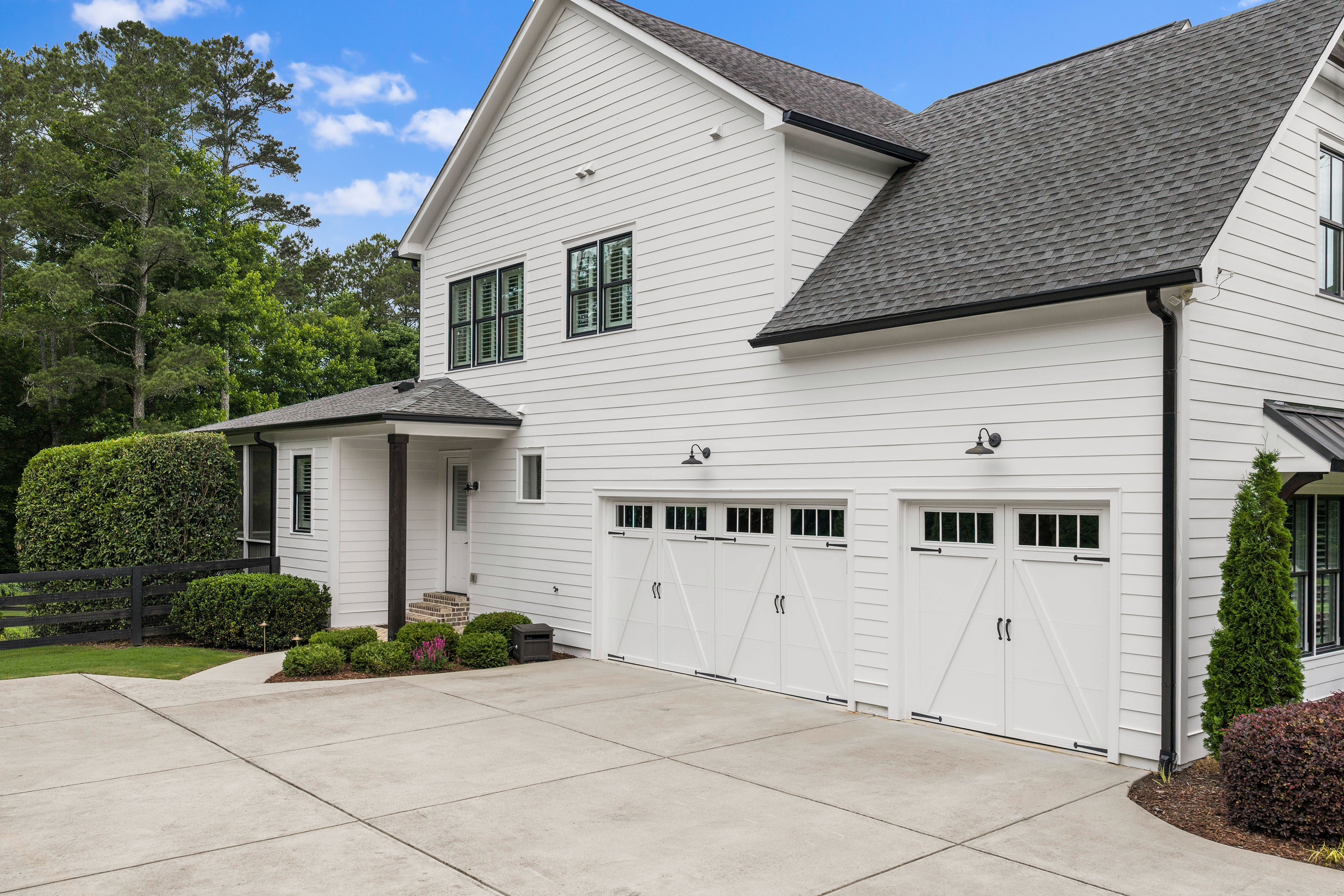  Stunning Modern Farmhouse with Luxury Finishes, Unbeatable Location, and No HOA - 物件實景