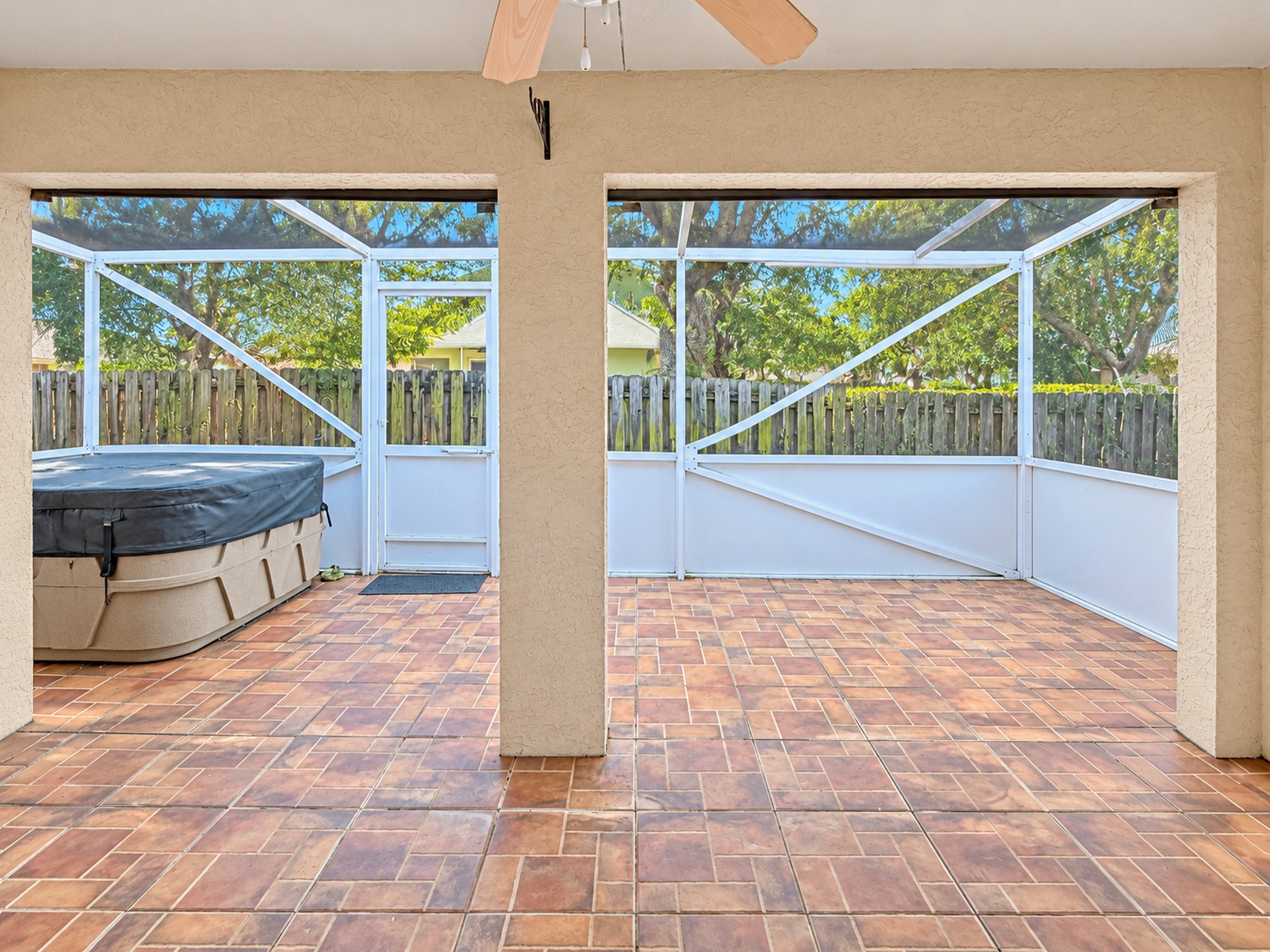  446 NE Vanda Terrado, Jensen Beach, FL, 34957 - 物件實景