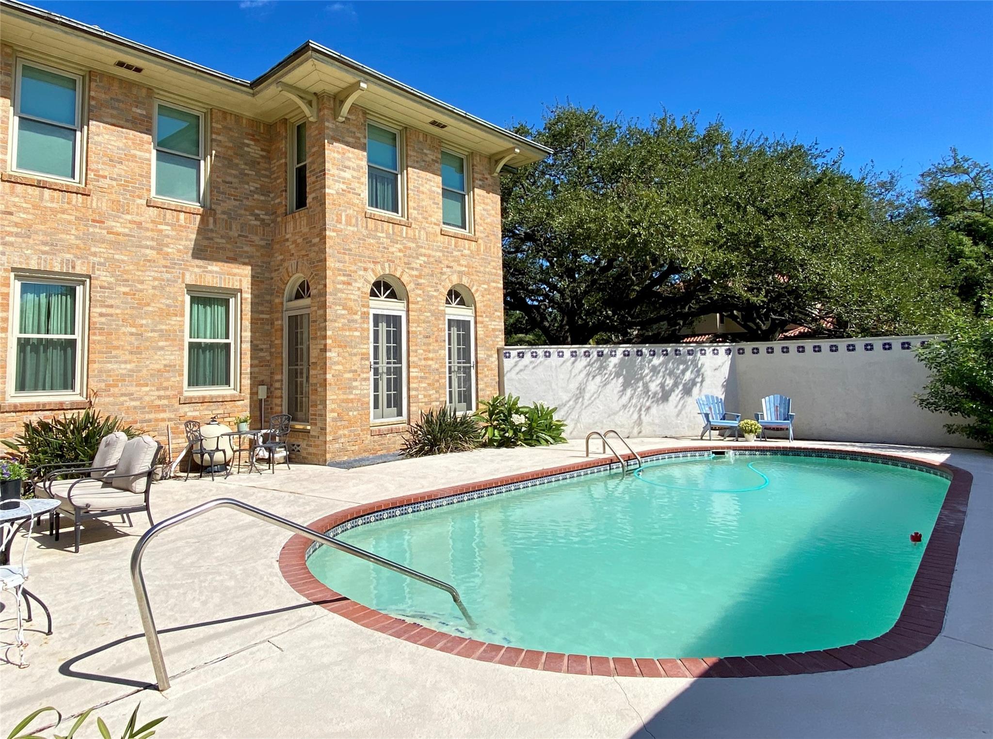 Galveston, Texas, 77551, United States, 3 Bedrooms Bedrooms, ,3 BathroomsBathrooms,Residential,For Sale,1805547