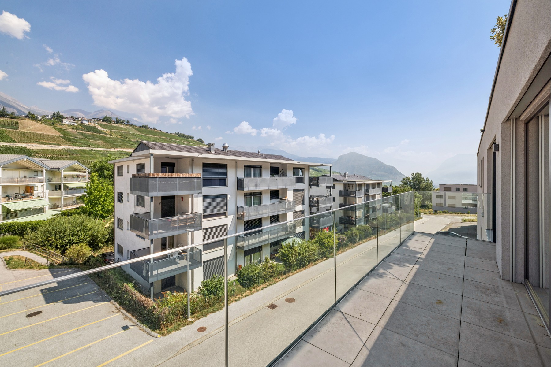  New, modern 4.5-room apartment - 物件實景