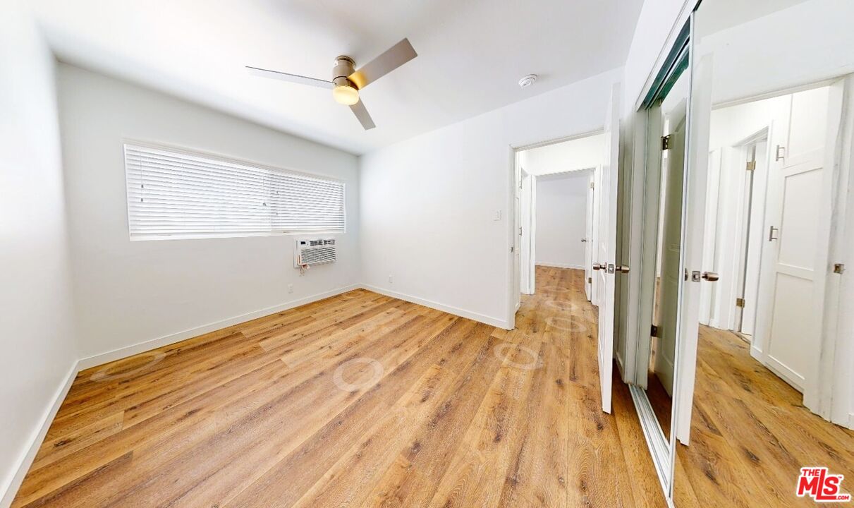 Los Angeles, California, 90066, United States, 4 Bedrooms Bedrooms, ,Residential,For Sale,1991184