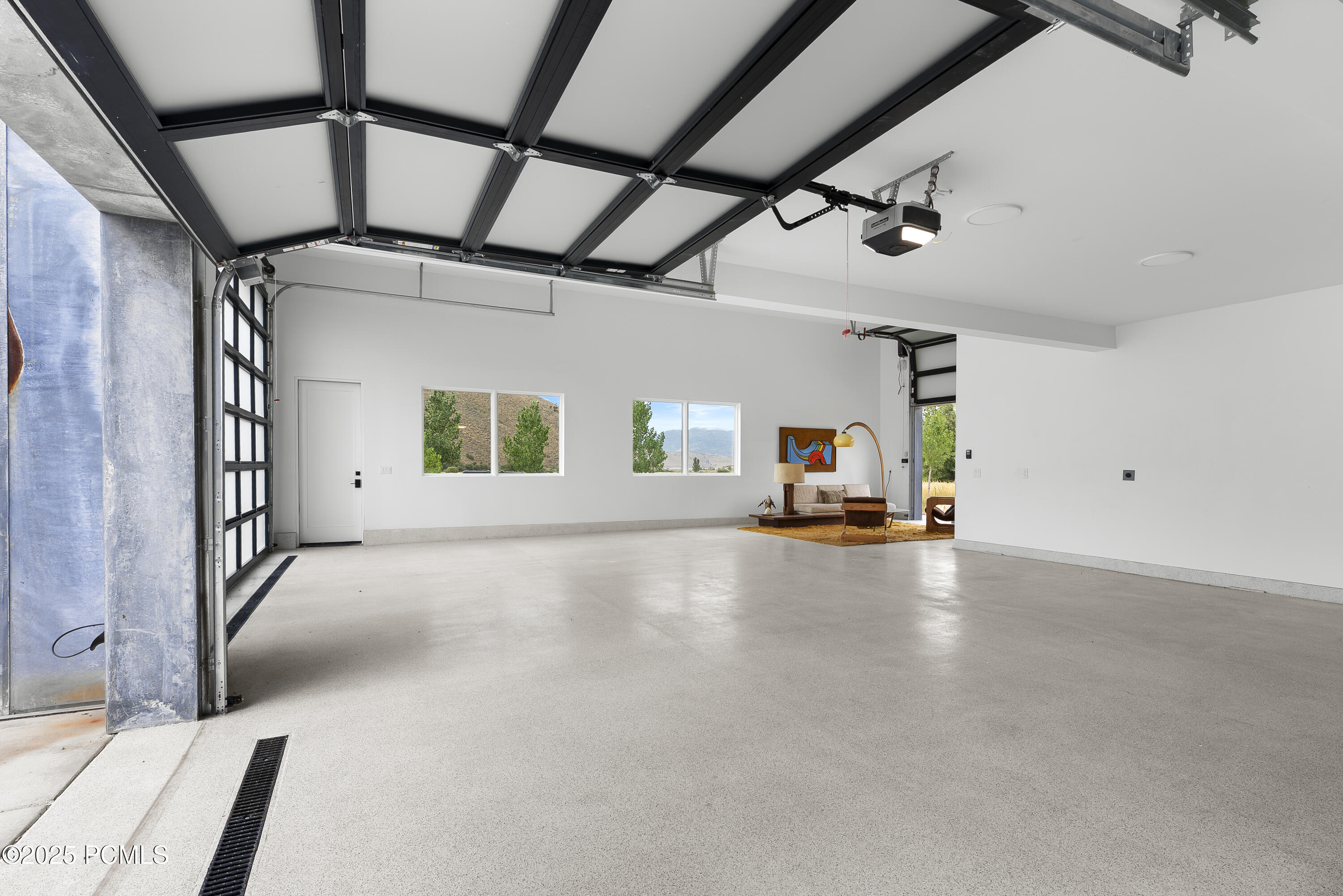 Peoa, Utah, 84061, United States, 5 Bedrooms Bedrooms, ,3 BathroomsBathrooms,Residential,For Sale,1895810