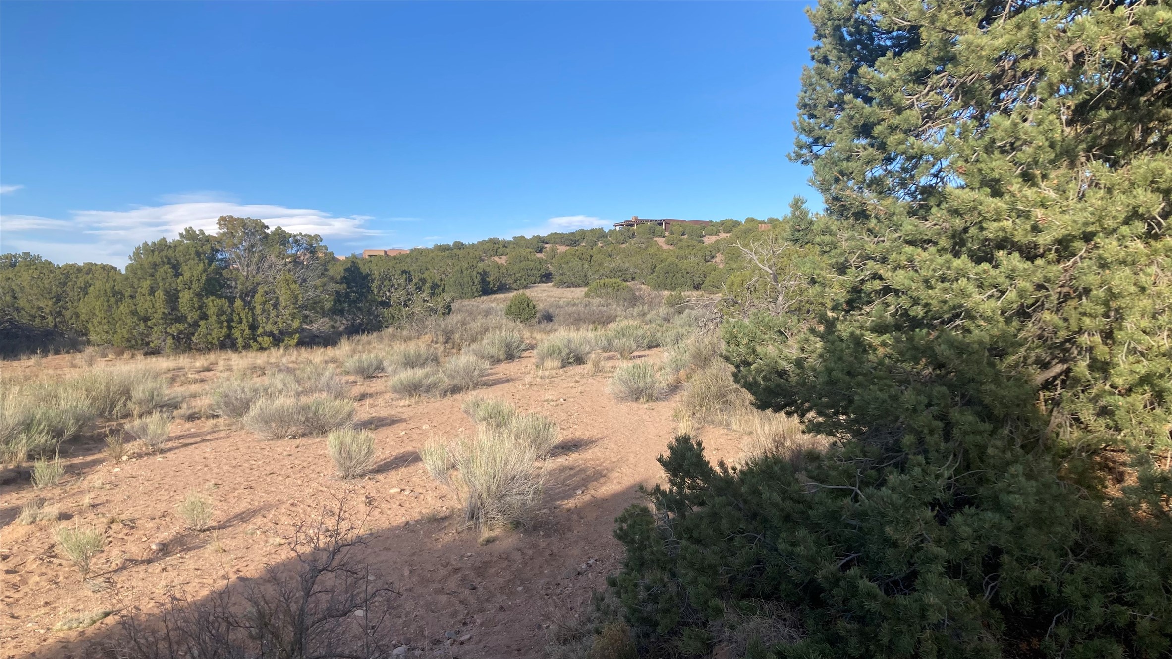 99 & 102 Centaurus Ranch Road - 物件實景