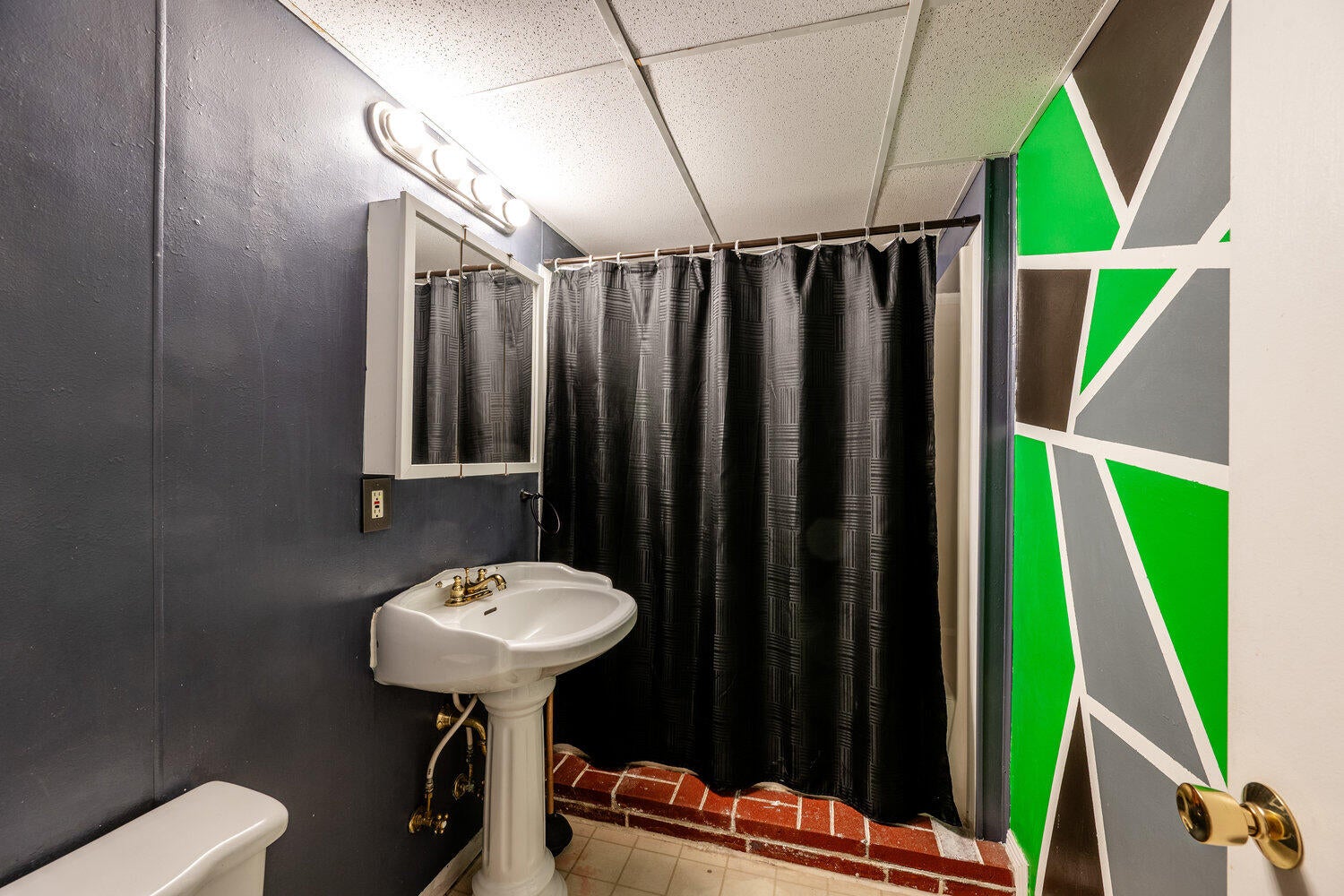 Banner, Wyoming, 82832, United States, 4 Bedrooms Bedrooms, ,3 BathroomsBathrooms,Residential,For Sale,1983466