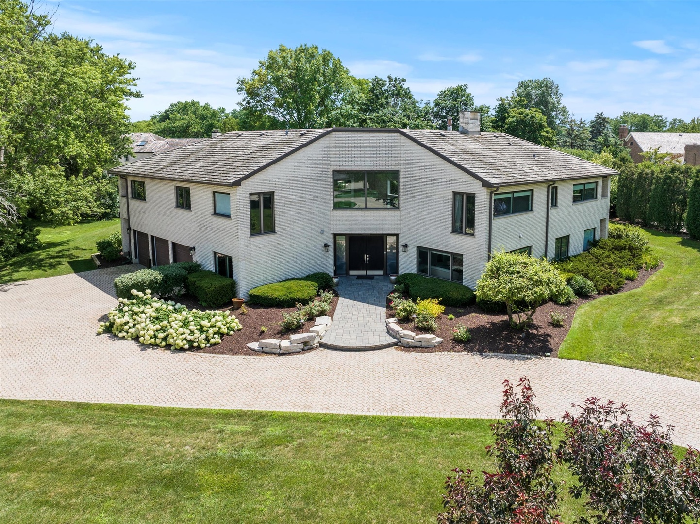 Oak Brook, Illinois, 60523, United States, 5 Bedrooms Bedrooms, ,6 BathroomsBathrooms,Residential,For Sale,1903537