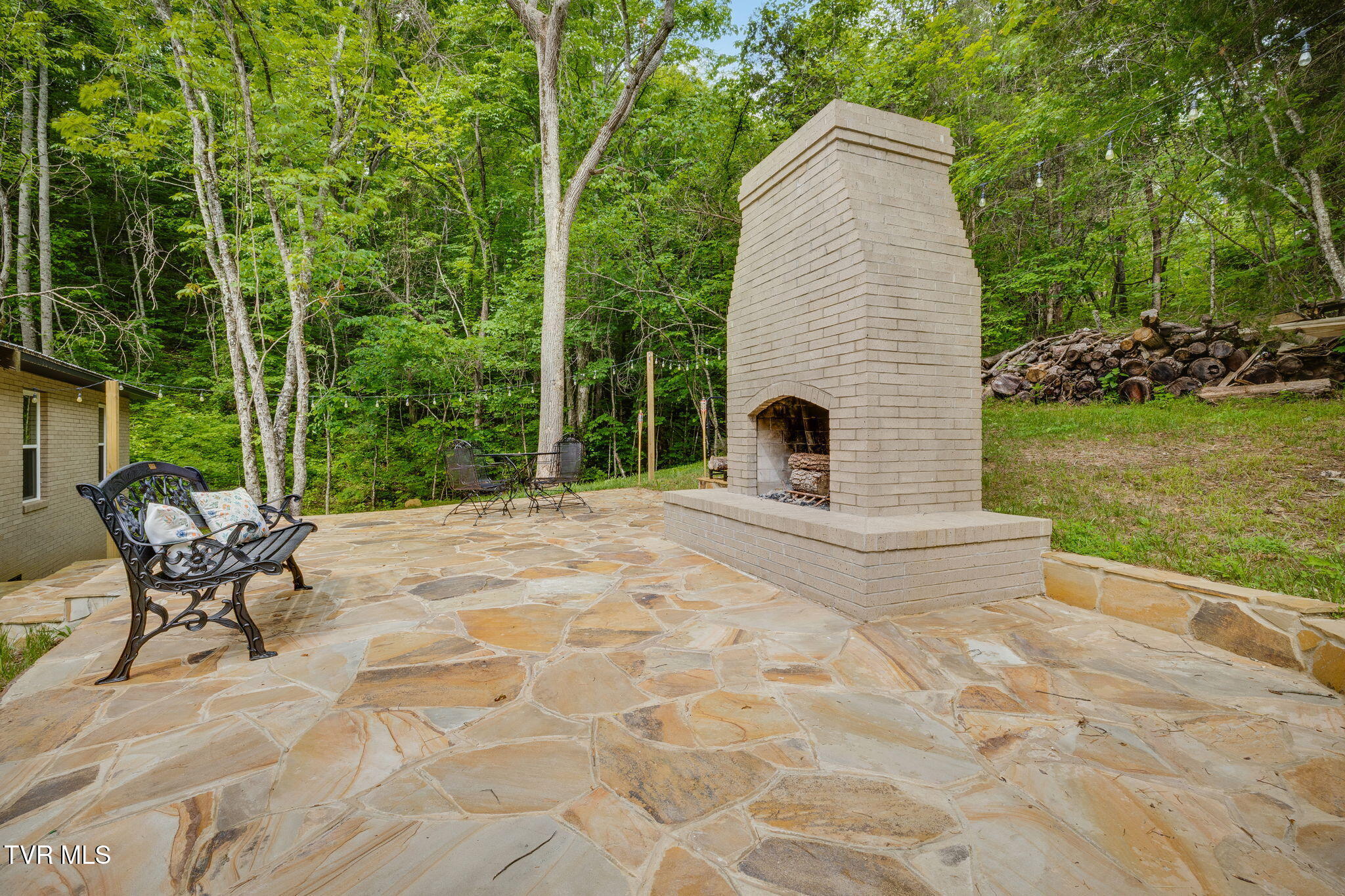 Kingsport, Tennessee, 37660, United States, 1 Bedroom Bedrooms, ,1 BathroomBathrooms,Residential,For Sale,1973991