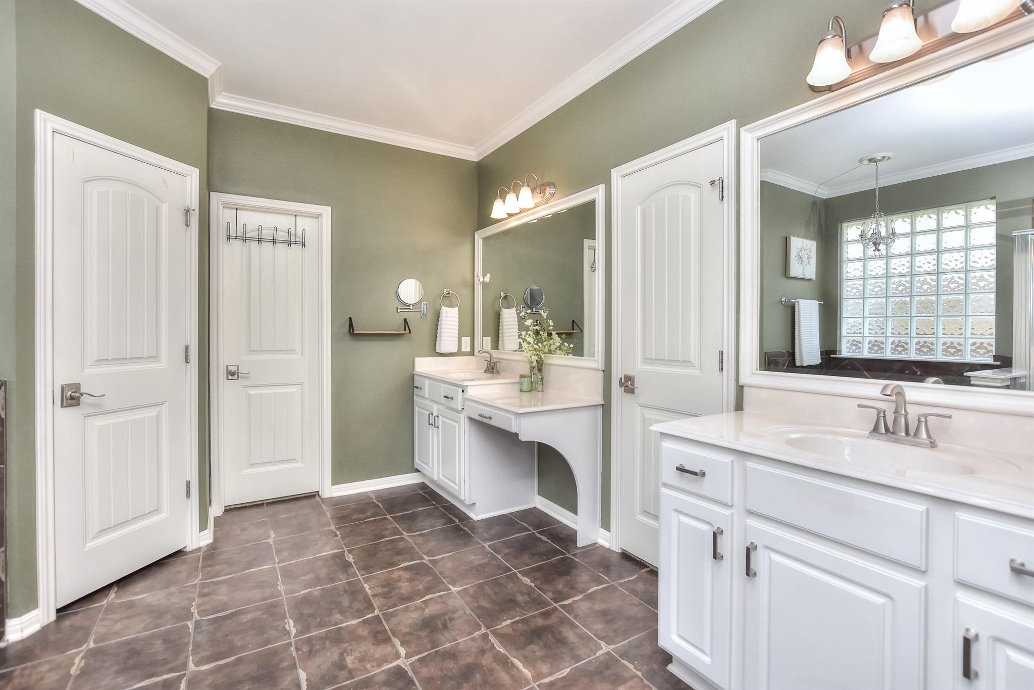 Cedar Park, Texas, 78613, United States, 4 Bedrooms Bedrooms, ,4 BathroomsBathrooms,Residential,For Sale,1978797