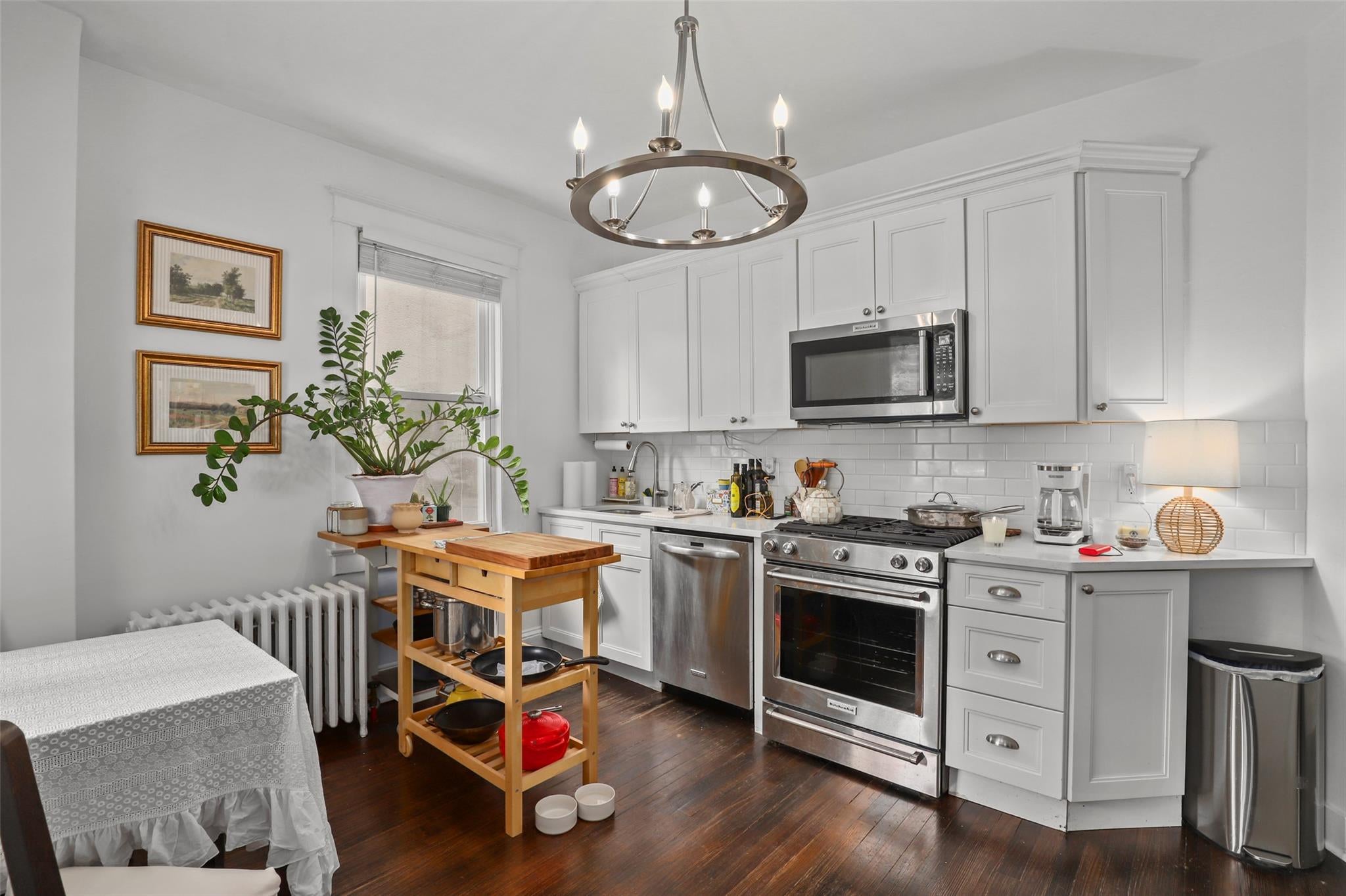 Dobbs Ferry, New York, 10522, United States, 5 Bedrooms Bedrooms, ,2 BathroomsBathrooms,Residential,For Sale,1905486