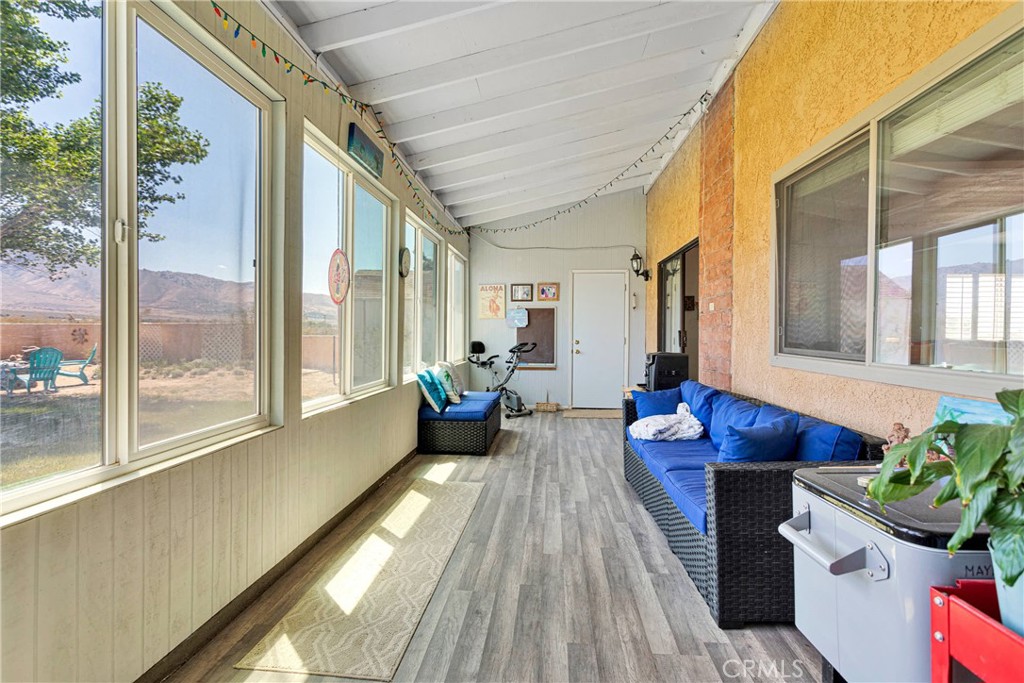 Lucerne Valley, California, 92356, United States, 6 Bedrooms Bedrooms, ,5 BathroomsBathrooms,Residential,For Sale,1986266