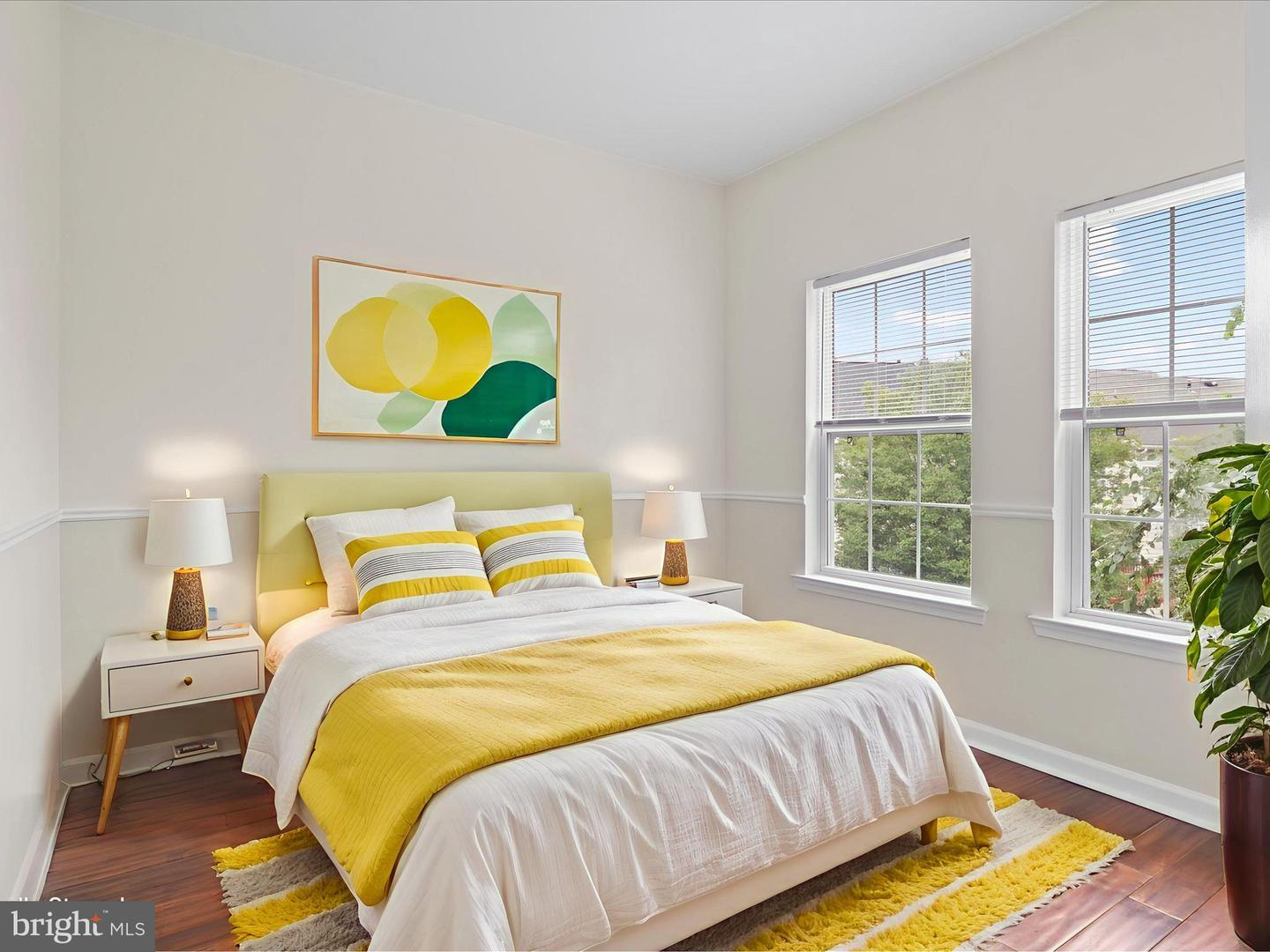 Alexandria, Virginia, 22306, United States, 3 Bedrooms Bedrooms, ,4 BathroomsBathrooms,Residential,For Sale,1989566