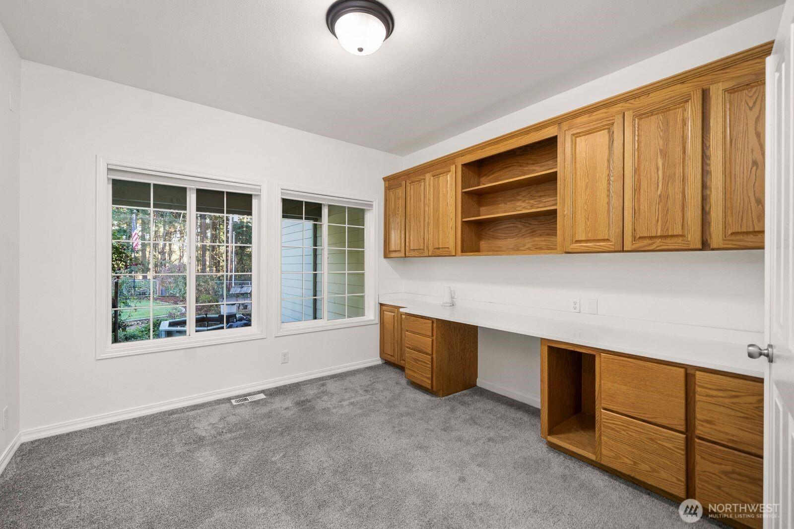 EATONVILLE, Washington, 98328, United States, 4 Bedrooms Bedrooms, ,3 BathroomsBathrooms,Residential,For Sale,1997124