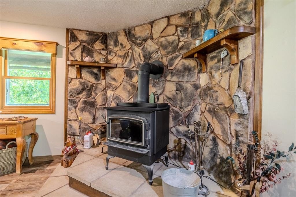 Urbana, Missouri, 65767, United States, 5 Bedrooms Bedrooms, ,4 BathroomsBathrooms,Residential,For Sale,1851017