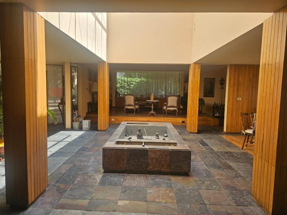 Atizapán de Zaragoza, Estado de méxico, 52950, Mexico, 4 Bedrooms Bedrooms, ,5 BathroomsBathrooms,Residential,For Sale,1940719