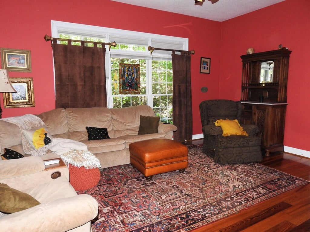 Blue Ridge, Georgia, 30513, United States, 5 Bedrooms Bedrooms, ,5 BathroomsBathrooms,Residential,For Sale,1859095