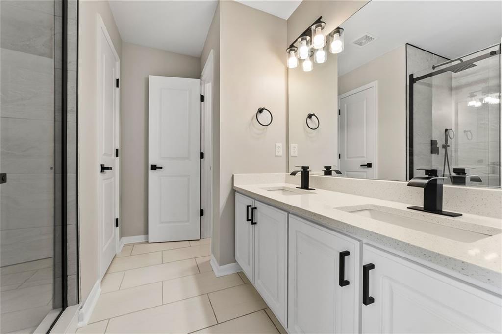 Atlanta, Georgia, 30318, United States, 3 Bedrooms Bedrooms, ,3 BathroomsBathrooms,Residential,For Sale,1956523