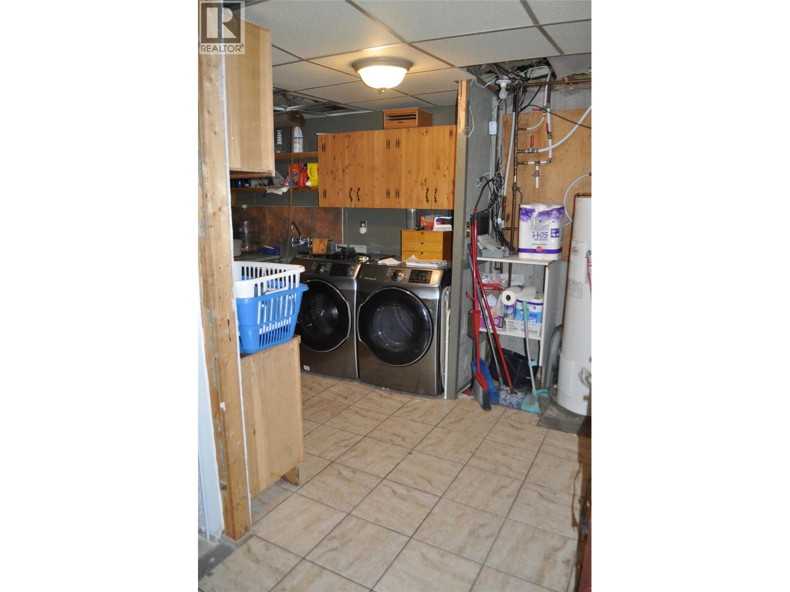 KALEDEN, British Columbia, V0H 1K0, CA, 1 Bedroom Bedrooms, ,1 BathroomBathrooms,Residential,For Sale,1948782