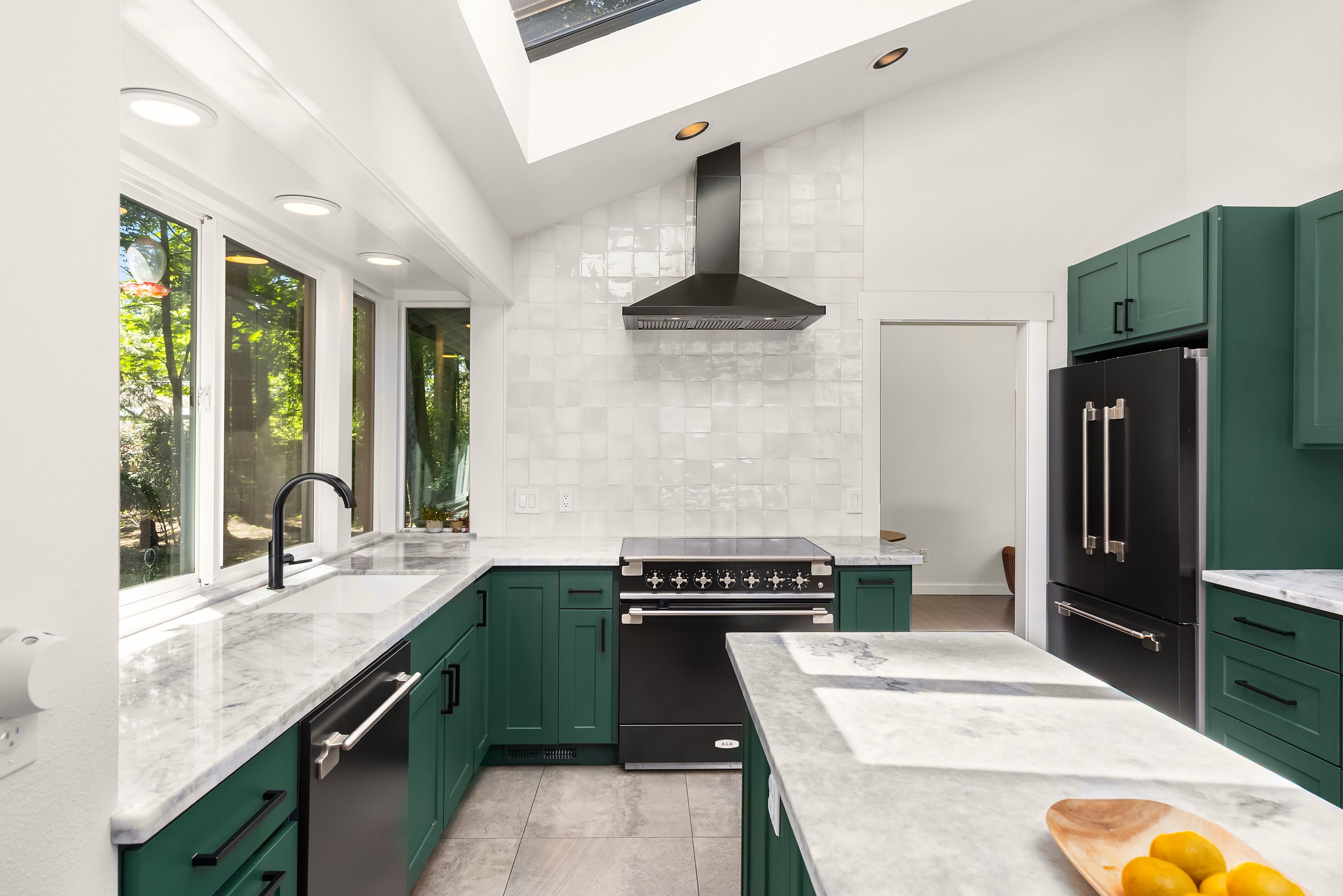  6322 NE Lariat Loop, Bainbridge Island, WA 98110 - 物件實景
