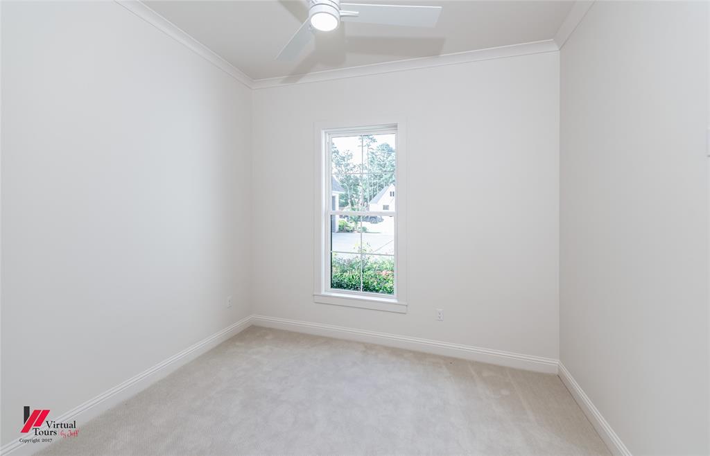 Shreveport, Louisiana, 71106, United States, 5 Bedrooms Bedrooms, ,4 BathroomsBathrooms,Residential,For Sale,1890779