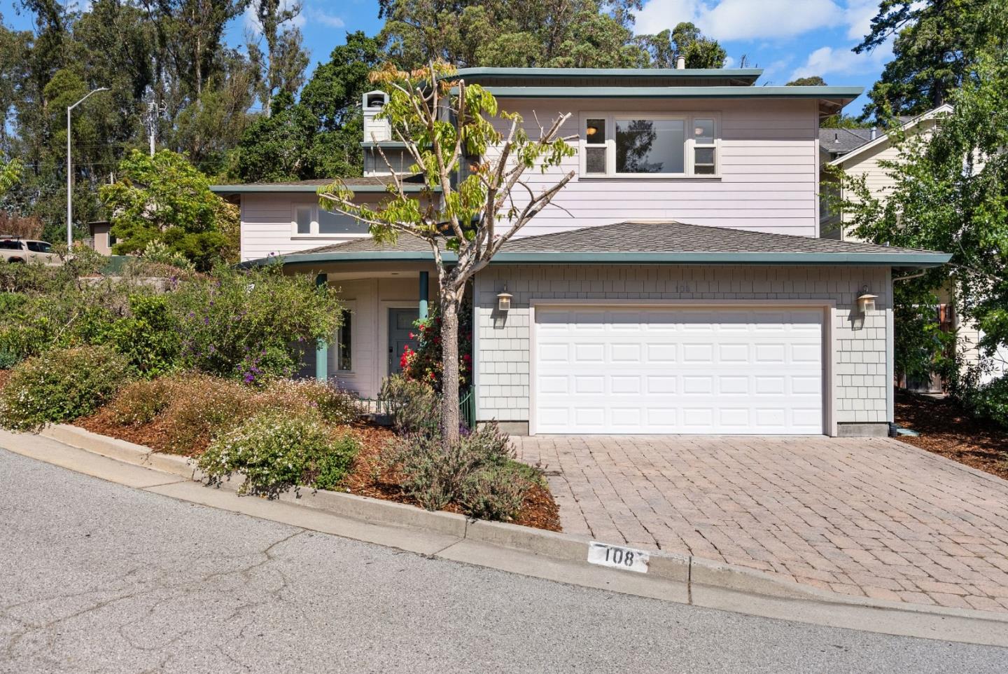 Santa Cruz, California, 95060, United States, 3 Bedrooms Bedrooms, ,3 BathroomsBathrooms,Residential,For Sale,1826420