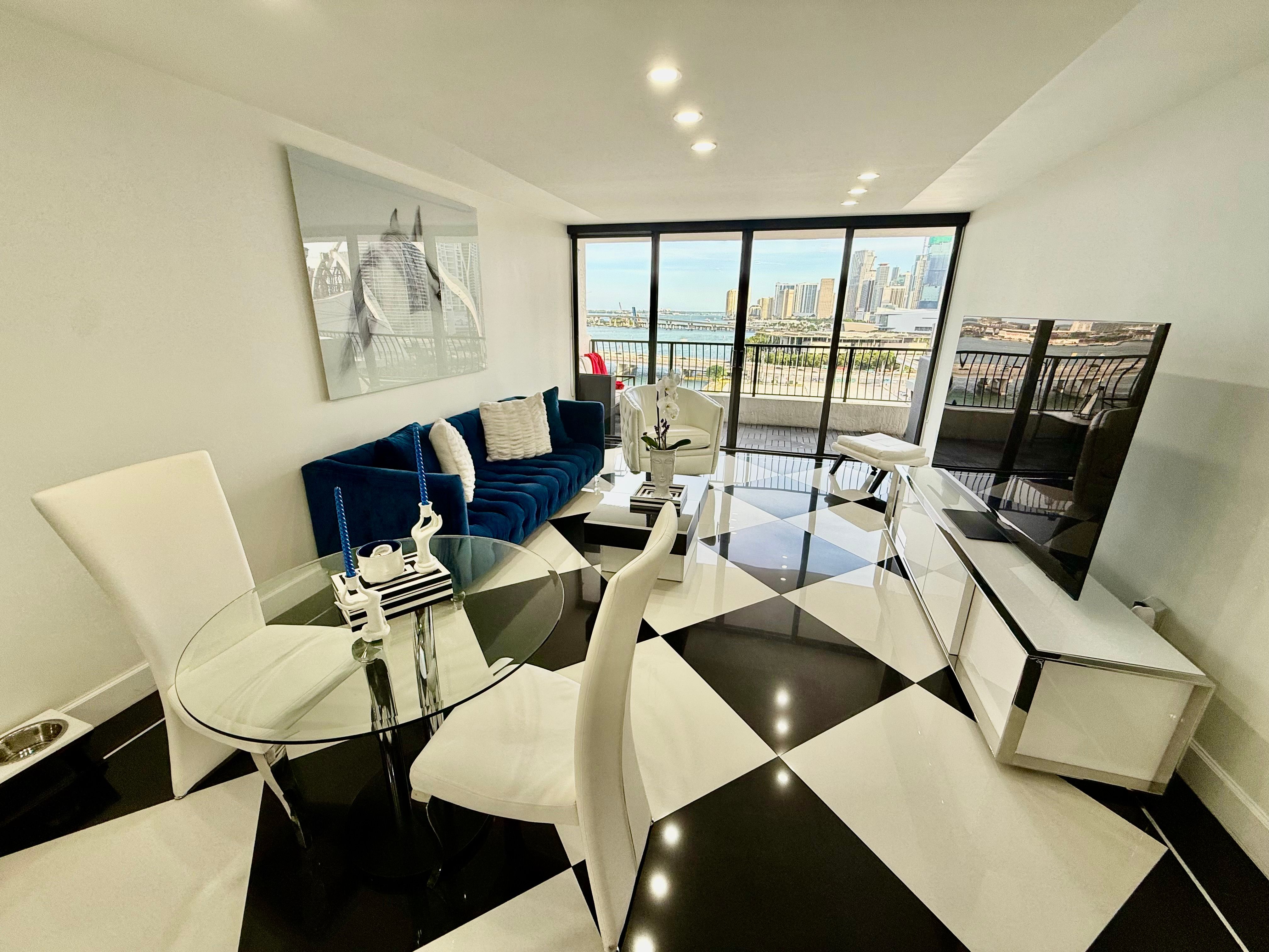  555 NE 15th St, Miami, FL, 33132 - 物件實景