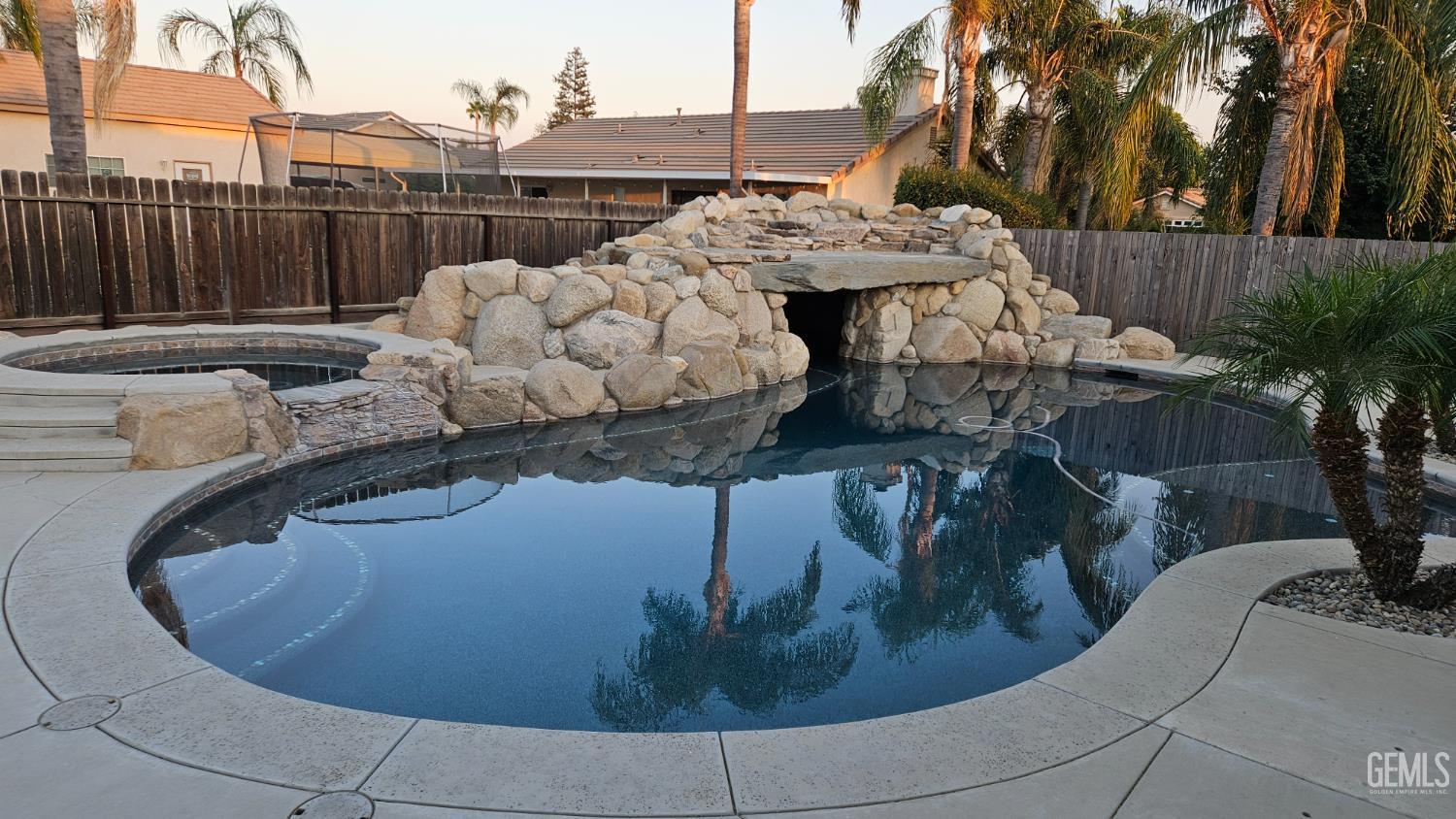 Bakersfield, California, 93312, United States, 4 Bedrooms Bedrooms, ,3 BathroomsBathrooms,Residential,For Sale,1940074