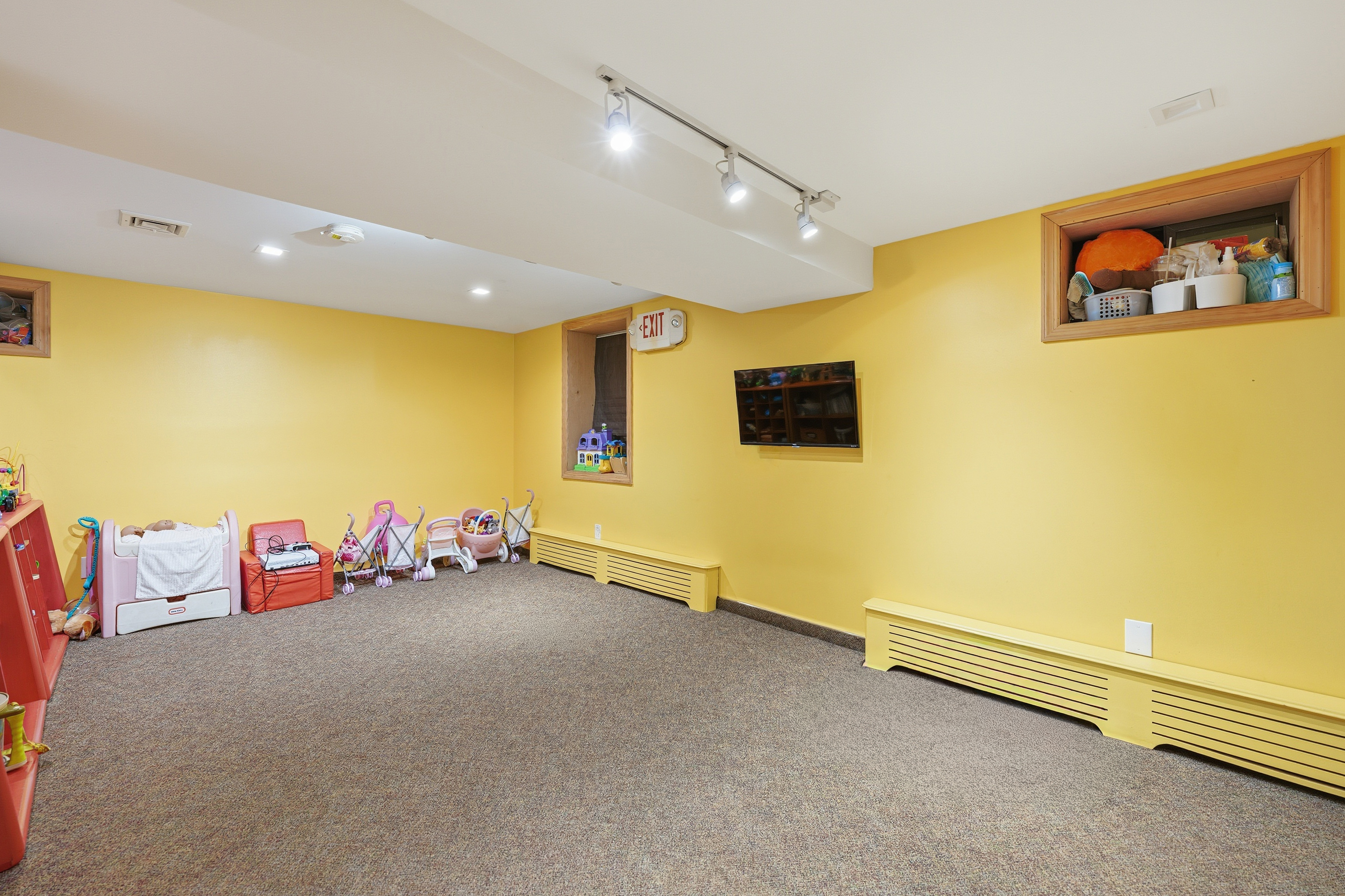 Brooklyn, New York, 11229, United States, 5 Bedrooms Bedrooms, ,3 BathroomsBathrooms,Residential,For Sale,2000117