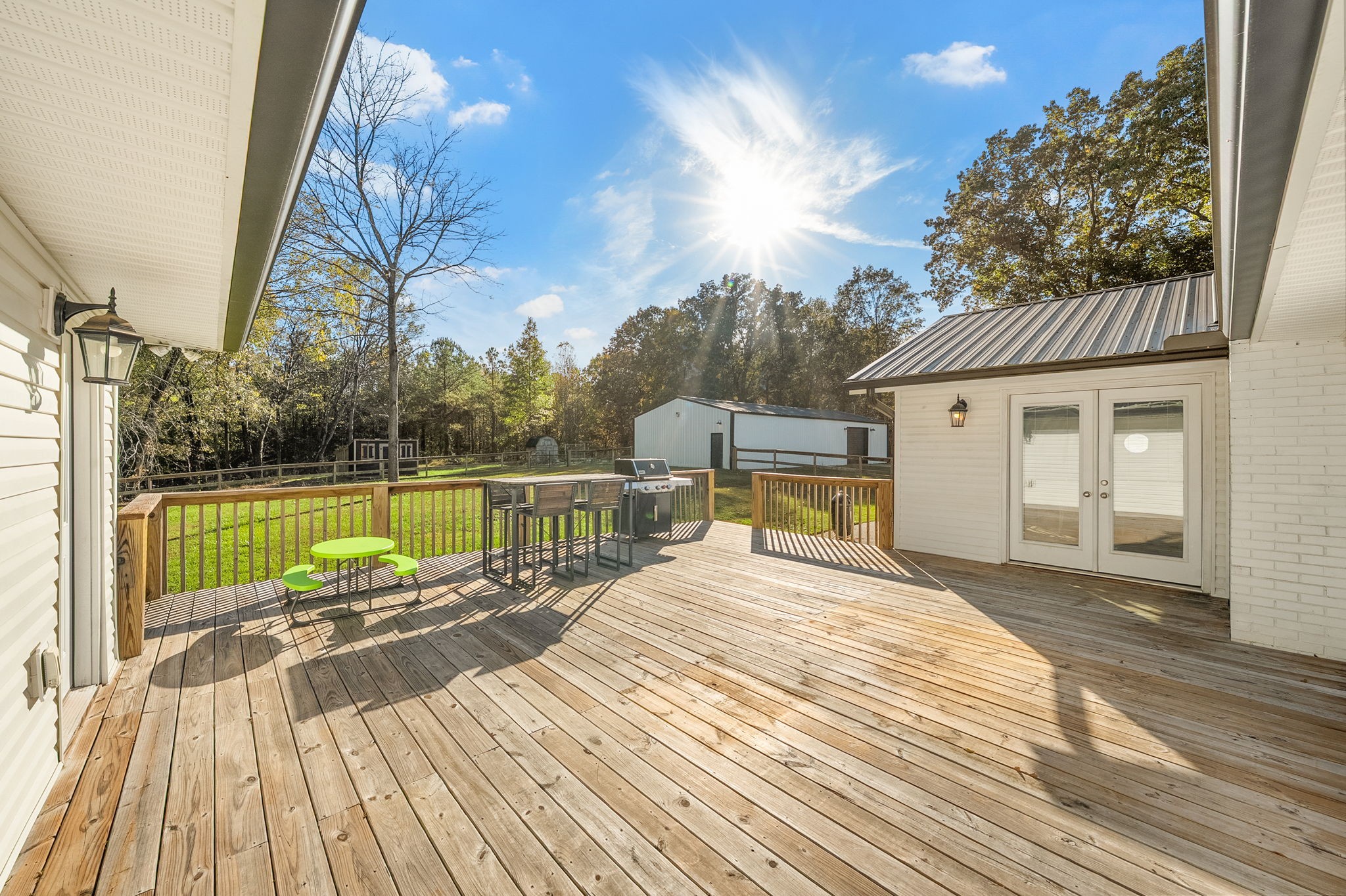 Clarksville, Tennessee, 37040, United States, 4 Bedrooms Bedrooms, ,3 BathroomsBathrooms,Residential,For Sale,1988852