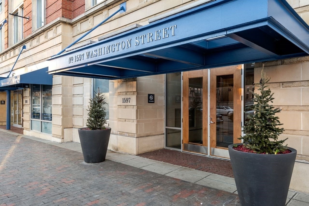 1597 Washington St Unit 606, Boston, Massachusetts, 02118, United States, 1 Bedroom Bedrooms, ,1 BathroomBathrooms,Residential,For Sale,1597 Washington St Unit 606,1481410