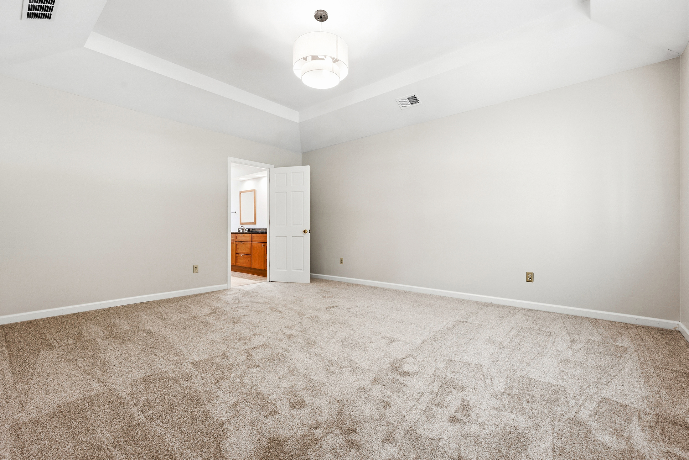  Refreshed and Move-In Ready Home in Ideal East Cobb Location - 物件實景
