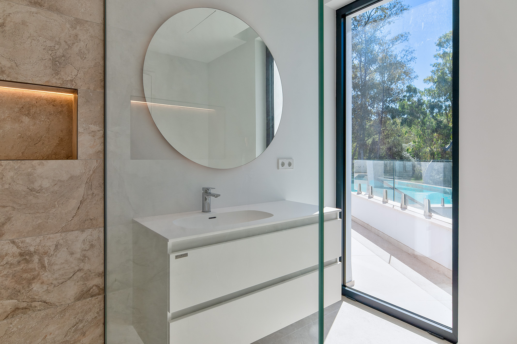  New contemporary villa with total privacy in Sotogrande Alto - 物件實景