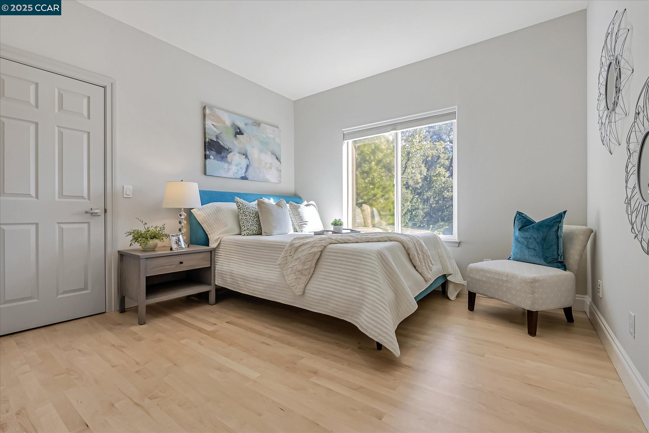 Orinda, California, 94563, United States, 4 Bedrooms Bedrooms, ,3 BathroomsBathrooms,Residential,For Sale,1942237