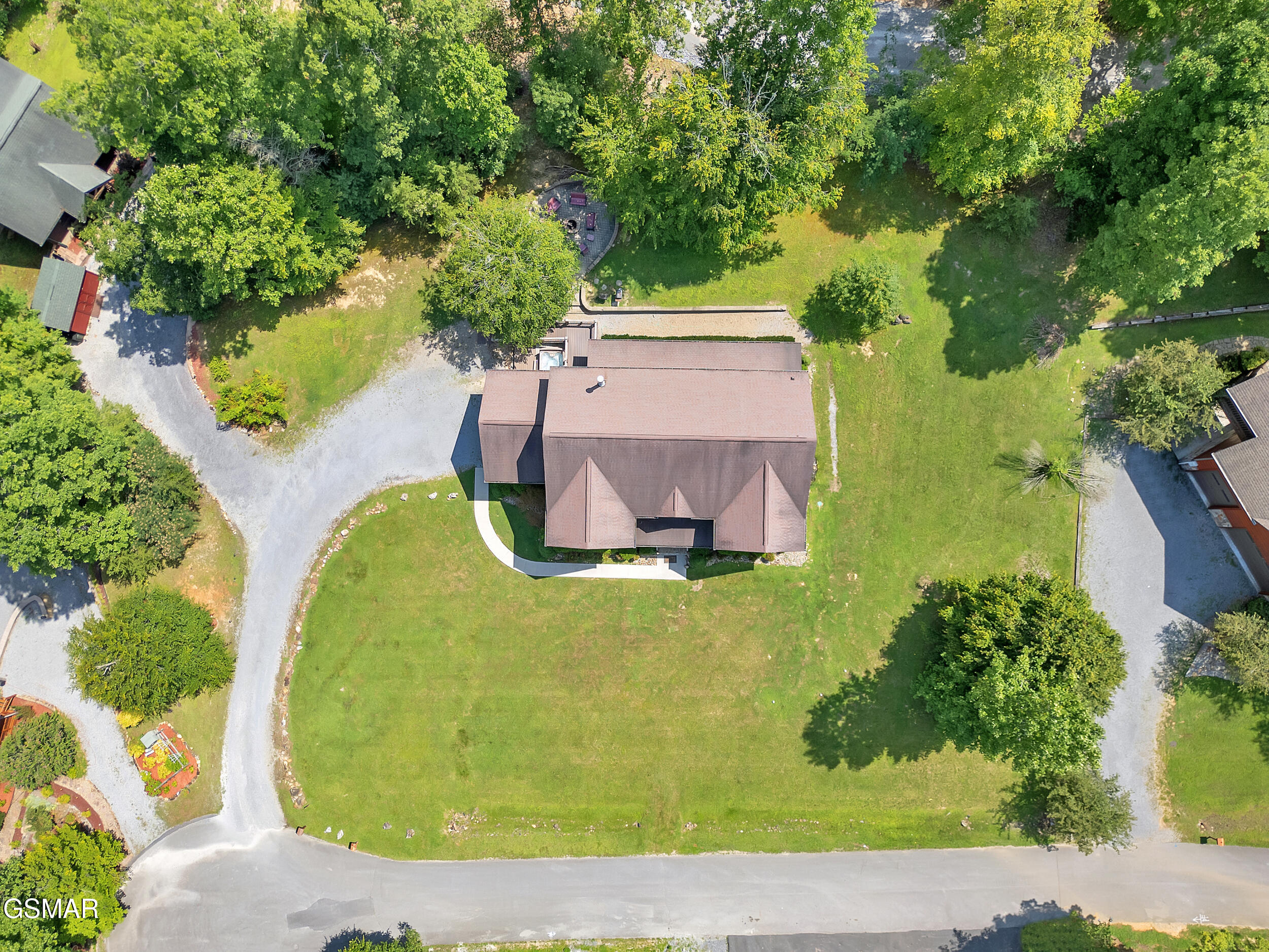 Sevierville, Tennessee, 37862, United States, 3 Bedrooms Bedrooms, ,3 BathroomsBathrooms,Residential,For Sale,1978945