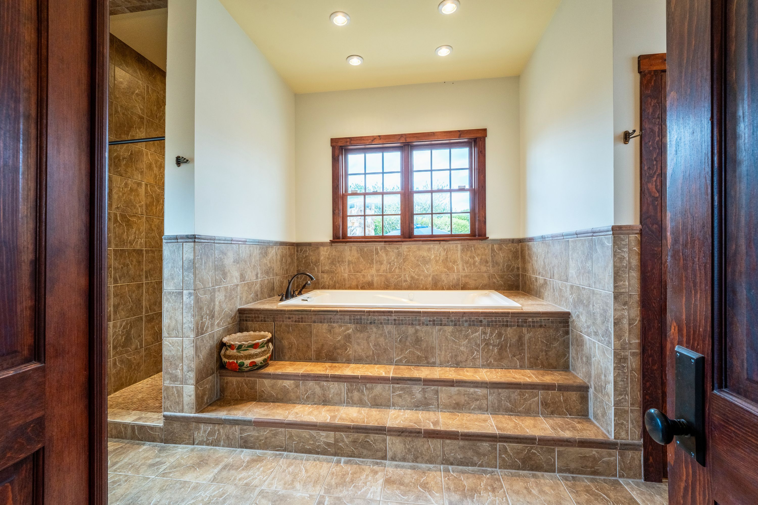  15718 Old Waterford Road, Paeonian Springs, VA, 20129 - 物件實景