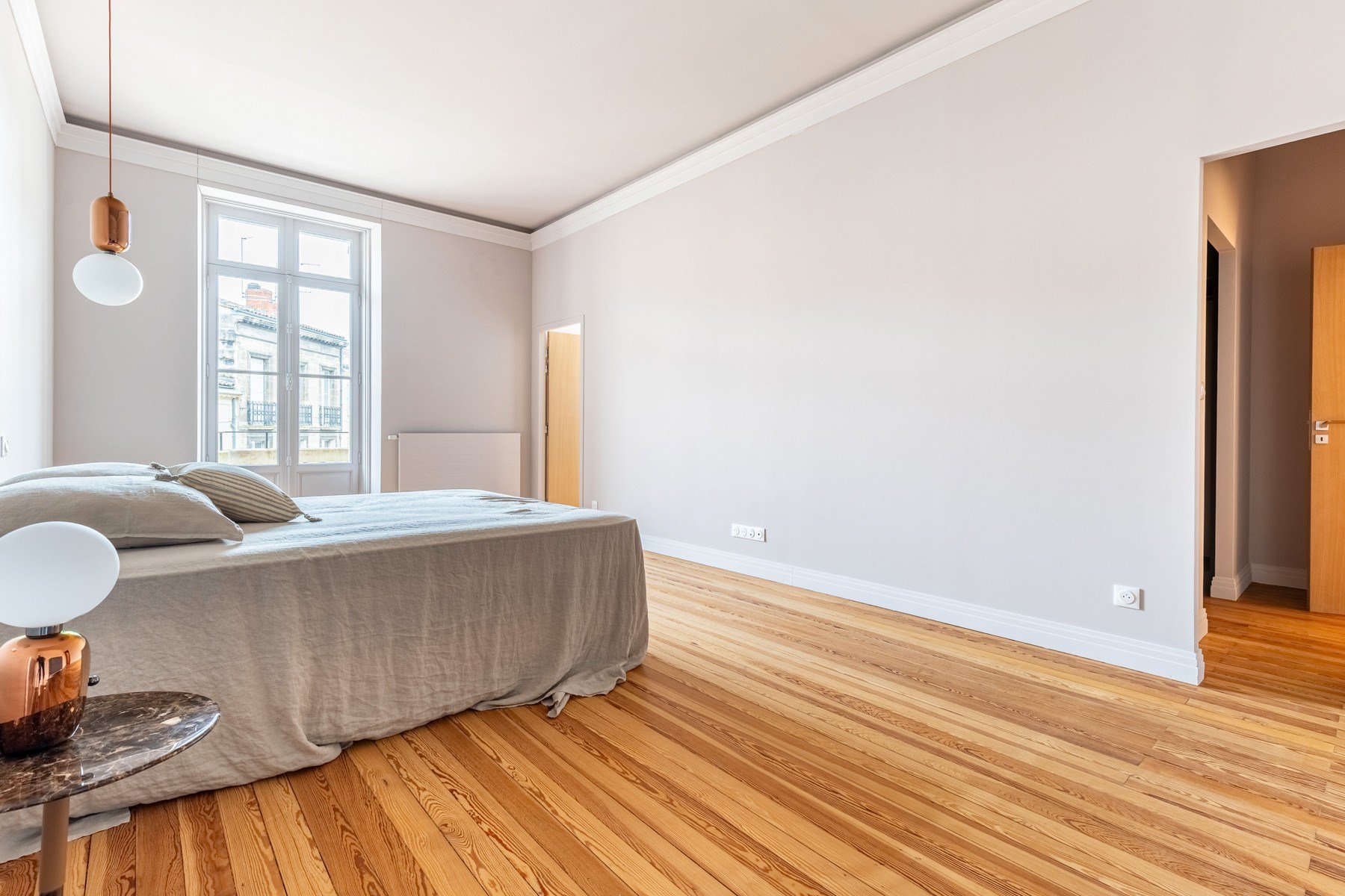  IN THE FAMOUS JARDIN PUBLIC AREA  – APARTMENT 151M² - 3 BEDROOMS – SOMPTUOUS RE… - 物件實景