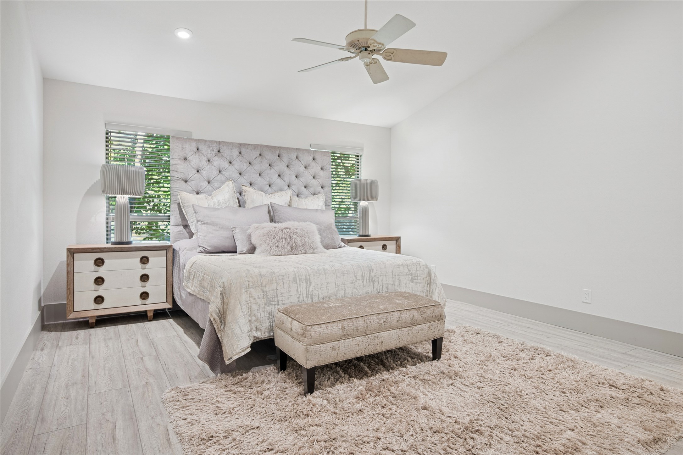 Highland Village, Texas, 75077, United States, 4 Bedrooms Bedrooms, ,3 BathroomsBathrooms,Residential,For Sale,1989492