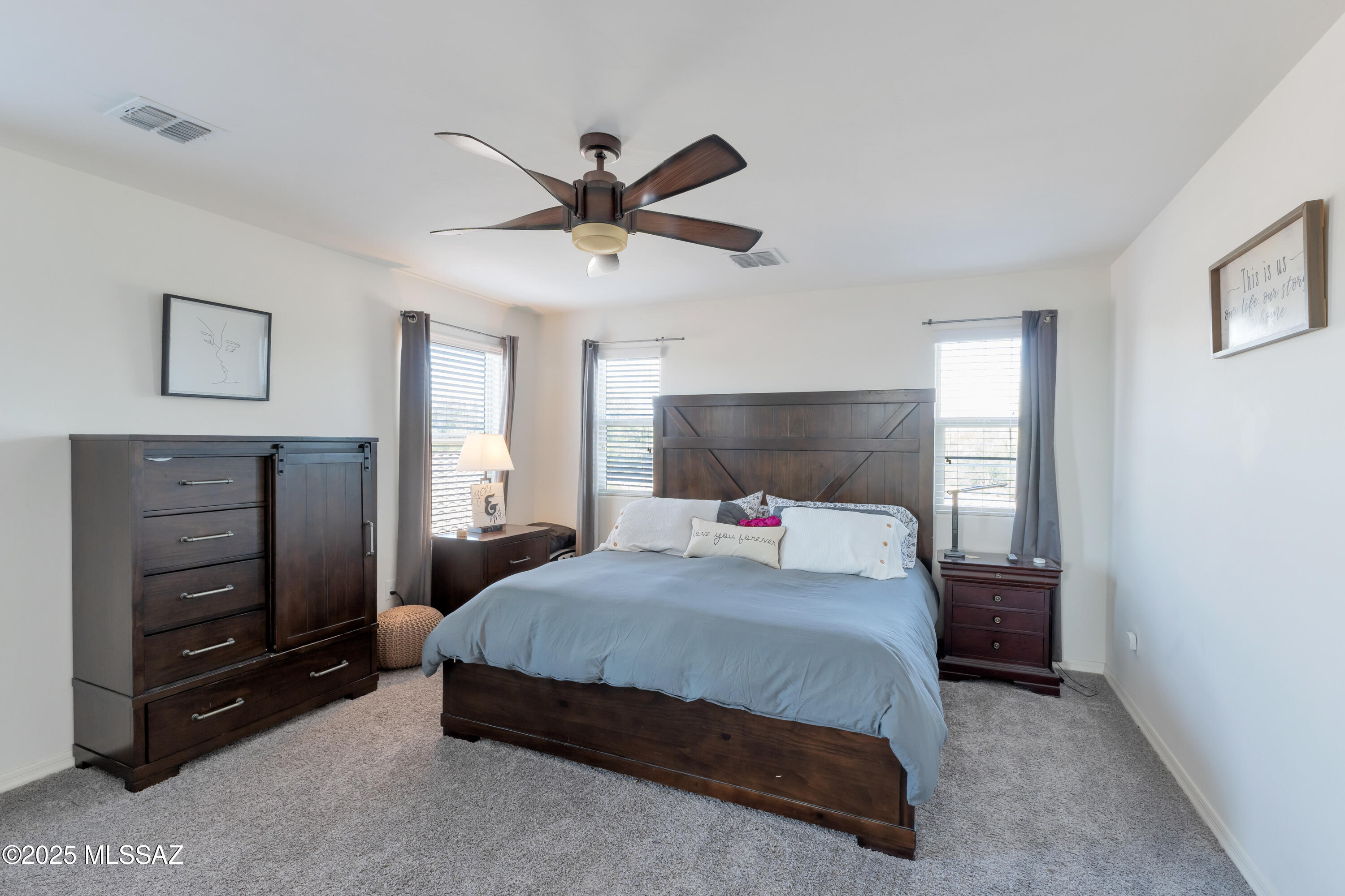 Tucson, Arizona, 85741, United States, 4 Bedrooms Bedrooms, ,3 BathroomsBathrooms,Residential,For Sale,1933342