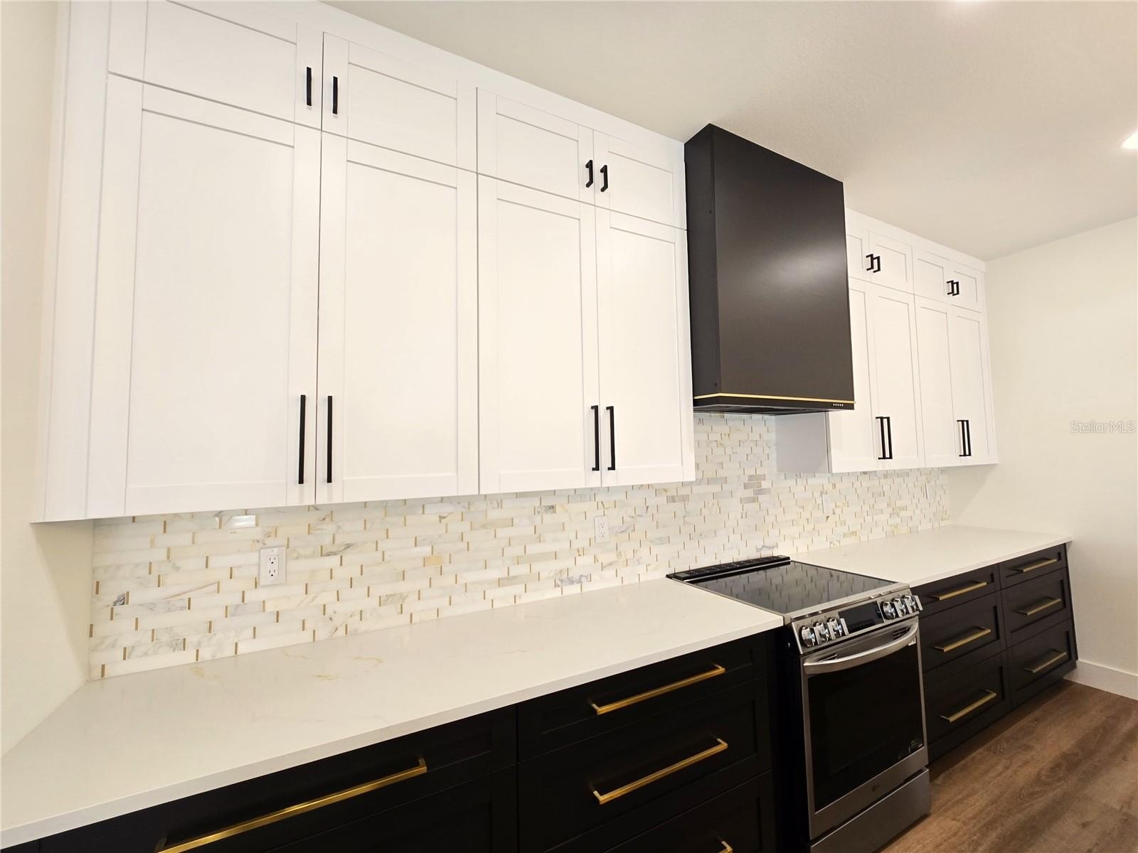 TAMPA, Florida, 33607, United States, 5 Bedrooms Bedrooms, ,3 BathroomsBathrooms,Residential,For Sale,1976051