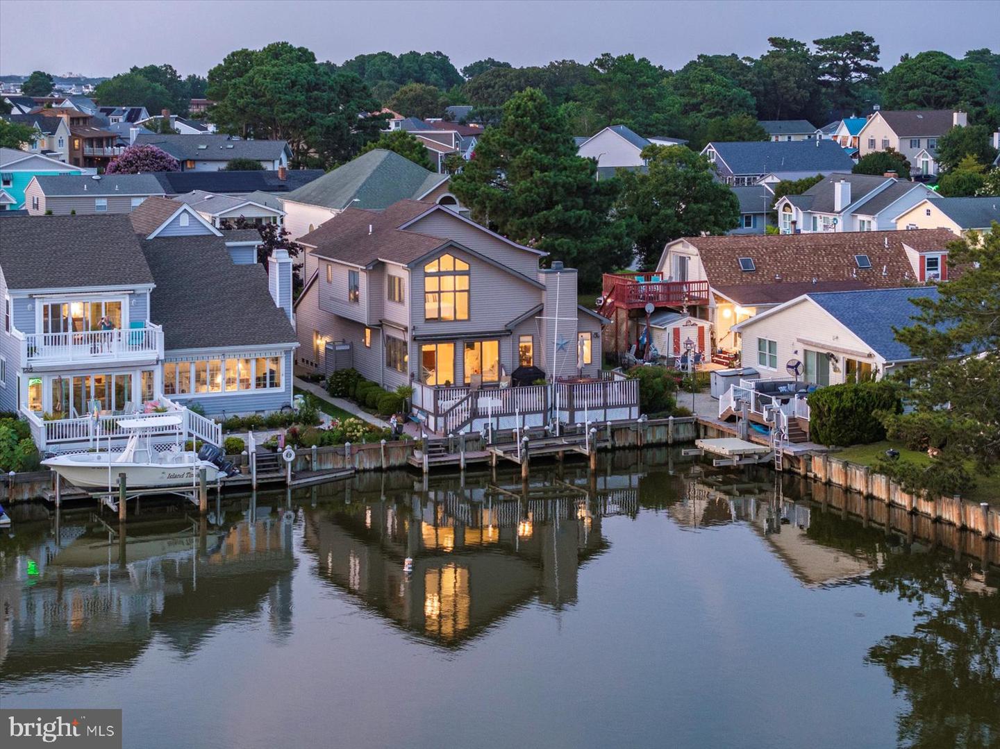 Ocean City, Maryland, 21842, United States, 4 Bedrooms Bedrooms, ,3 BathroomsBathrooms,Residential,For Sale,1942171