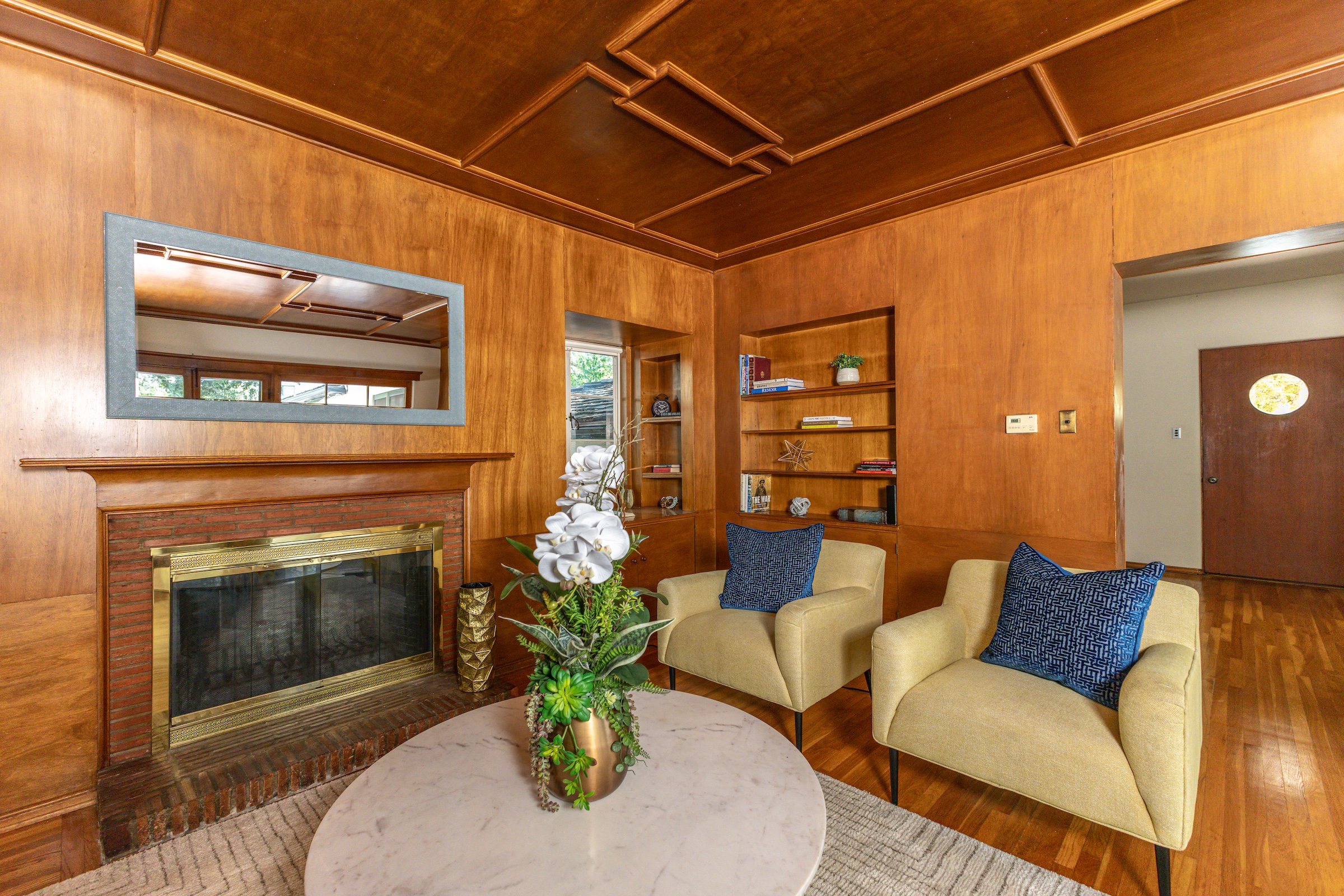  2421 Ridgeway Road - 物件實景